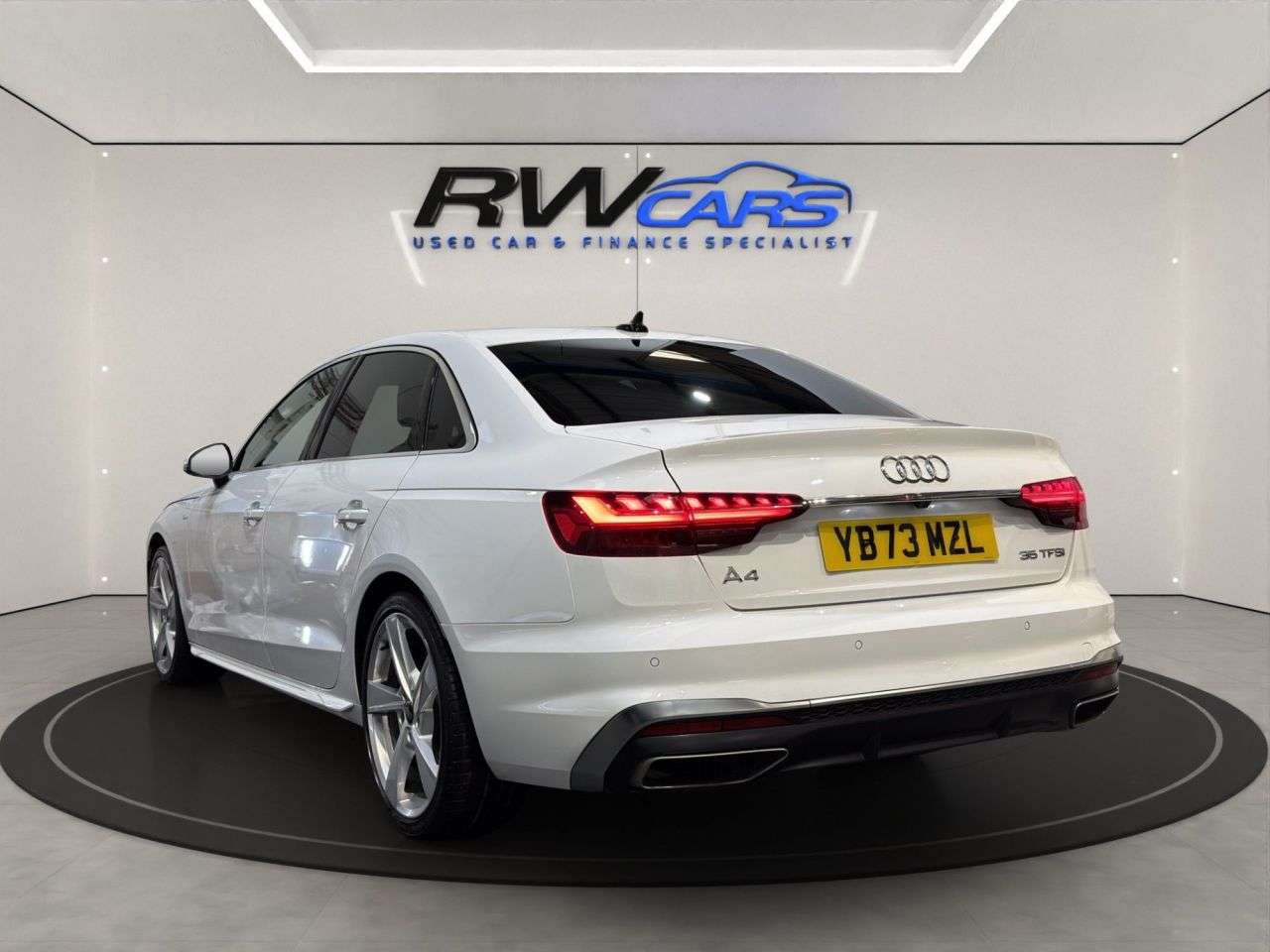 A 2023 AUDI A4 2.0 TFSI 35 S line Saloon 4dr Petrol S Tronic Euro 6 (s/s) (150 ps) A 2023 AUDI A4 2.0 TFSI 35 S line Saloon 4dr Petrol S Tronic Euro 6 (s/s) (150 ps)