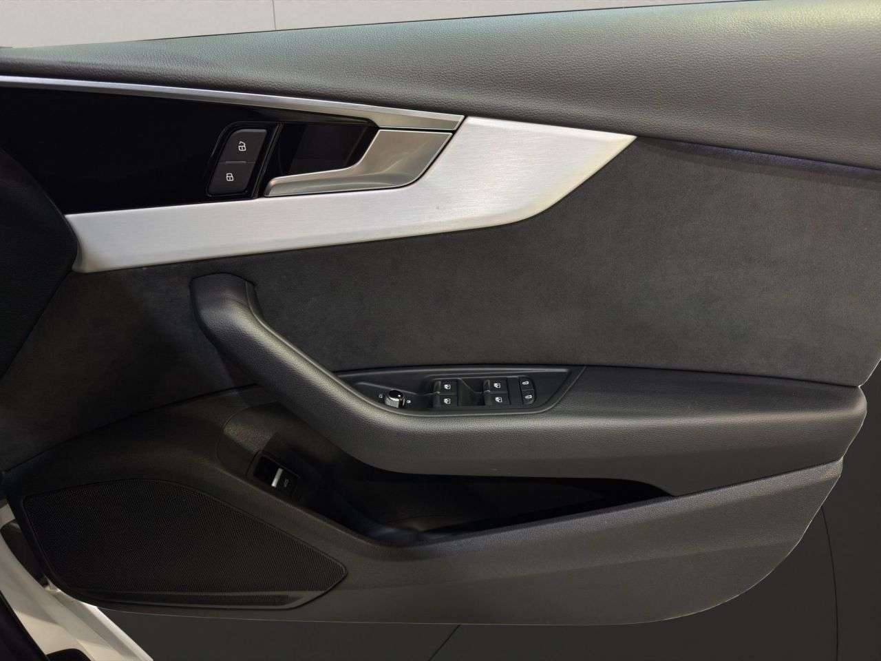2023 AUDI A4 2023 AUDI A4