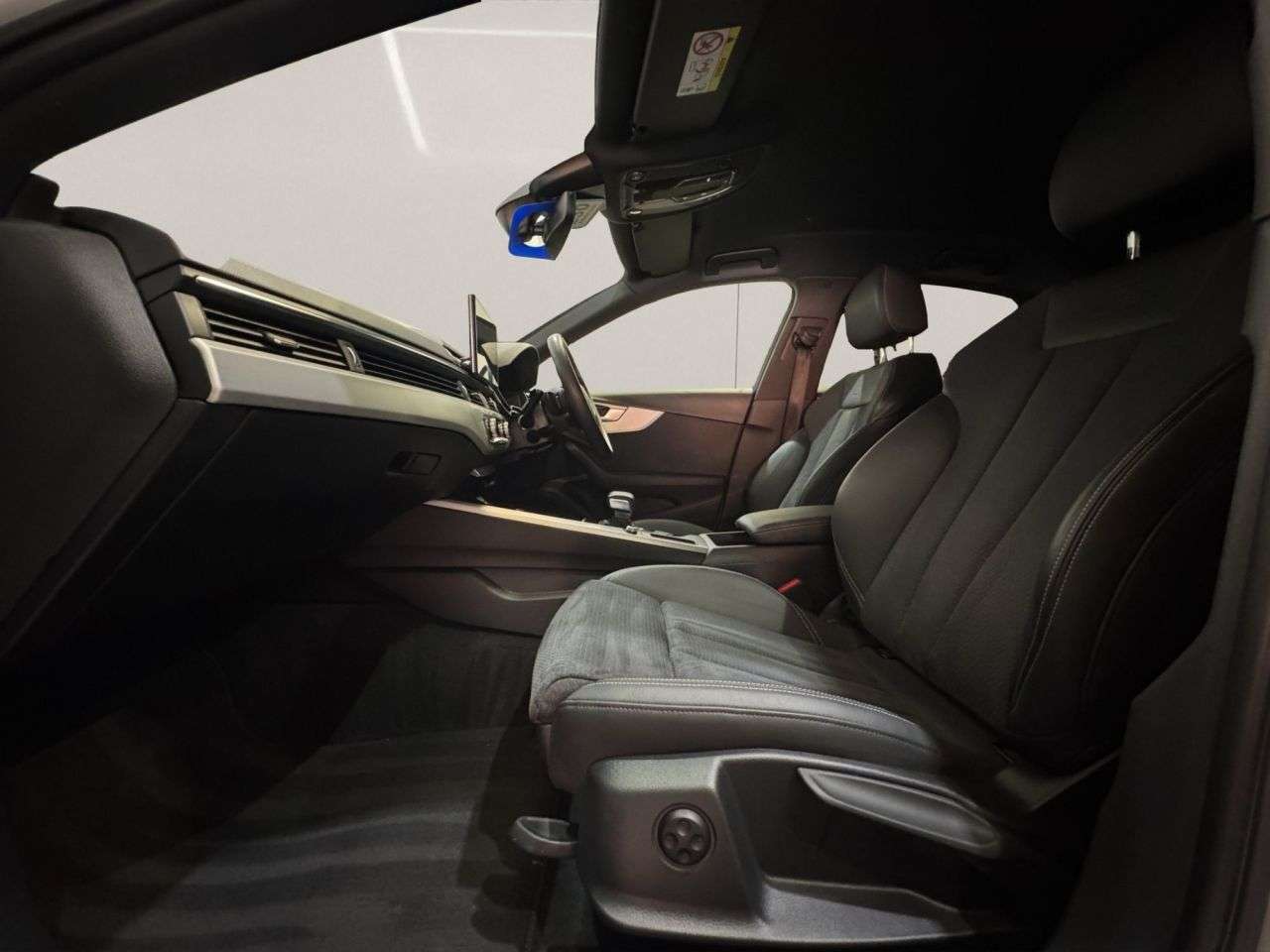 2023 AUDI A4 2023 AUDI A4