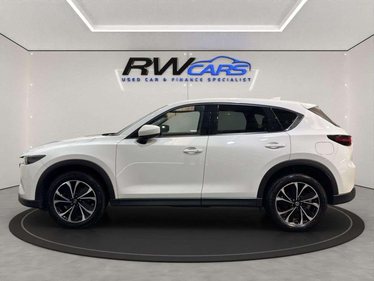A 2022 MAZDA CX-5 2.2 SKYACTIV-D Sport SUV 5dr Diesel Manual Euro 6 (s/s) (184 ps) A 2022 MAZDA CX-5 2.2 SKYACTIV-D Sport SUV 5dr Diesel Manual Euro 6 (s/s) (184 ps)