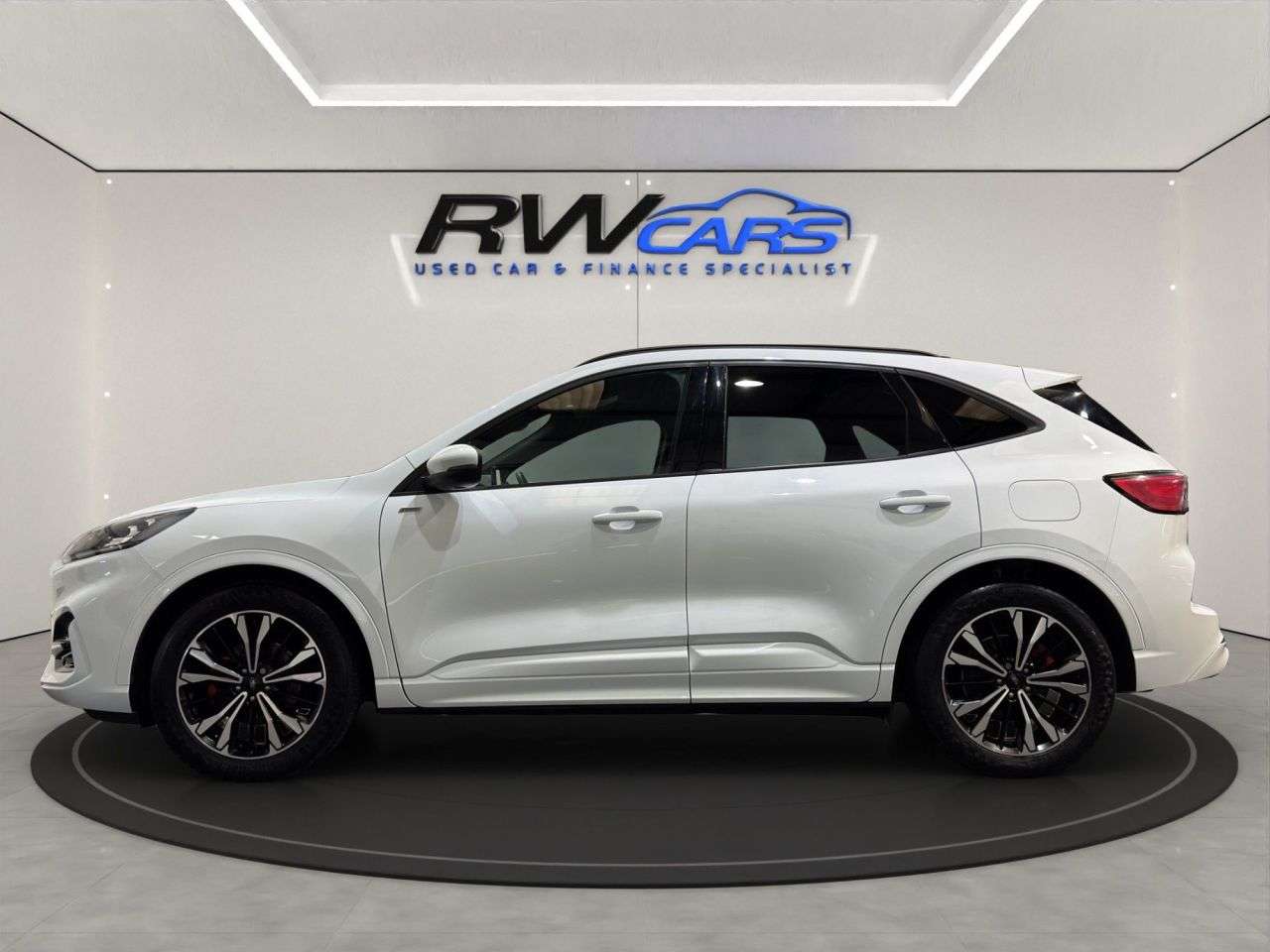 A 2023 FORD KUGA 2.5h Duratec ST-Line X Edition SUV 5dr Petrol Hybrid CVT Euro 6 (s/s) (190 A 2023 FORD KUGA 2.5h Duratec ST-Line X Edition SUV 5dr Petrol Hybrid CVT Euro 6 (s/s) (190