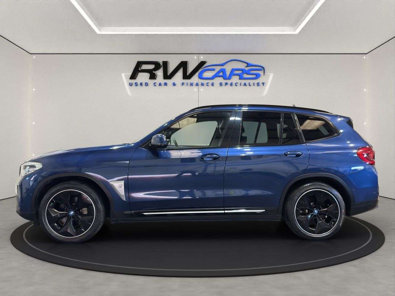 A 2021 BMW IX3 80kWh Premier Edition SUV 5dr Electric Auto (286 ps) A 2021 BMW IX3 80kWh Premier Edition SUV 5dr Electric Auto (286 ps)