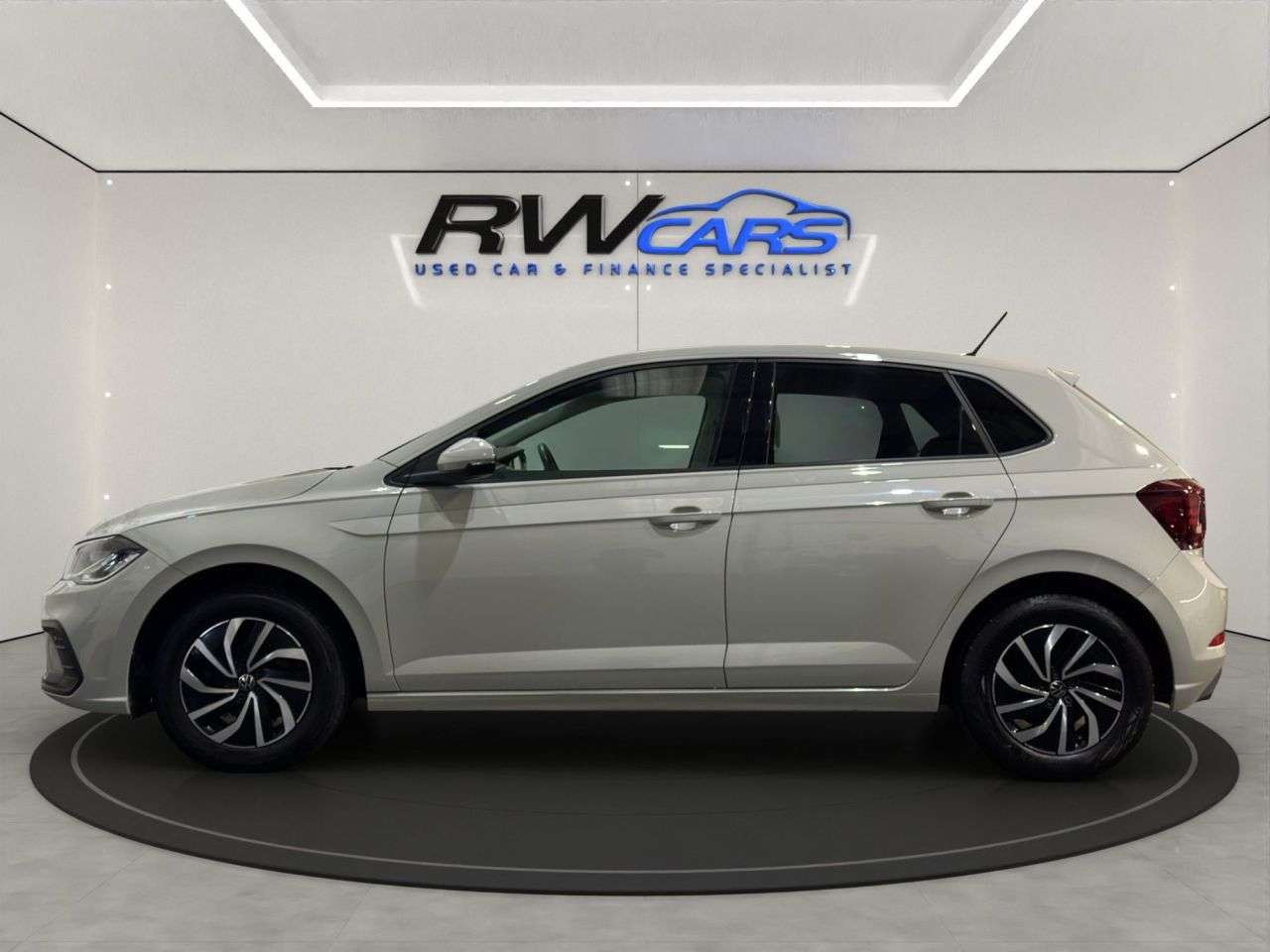 A 2023 VOLKSWAGEN POLO 1.0 TSI Life Hatchback 5dr Petrol DSG Euro 6 (s/s) (95 ps) A 2023 VOLKSWAGEN POLO 1.0 TSI Life Hatchback 5dr Petrol DSG Euro 6 (s/s) (95 ps)