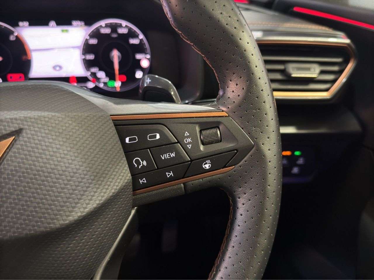 2023 CUPRA FORMENTOR 2023 CUPRA FORMENTOR