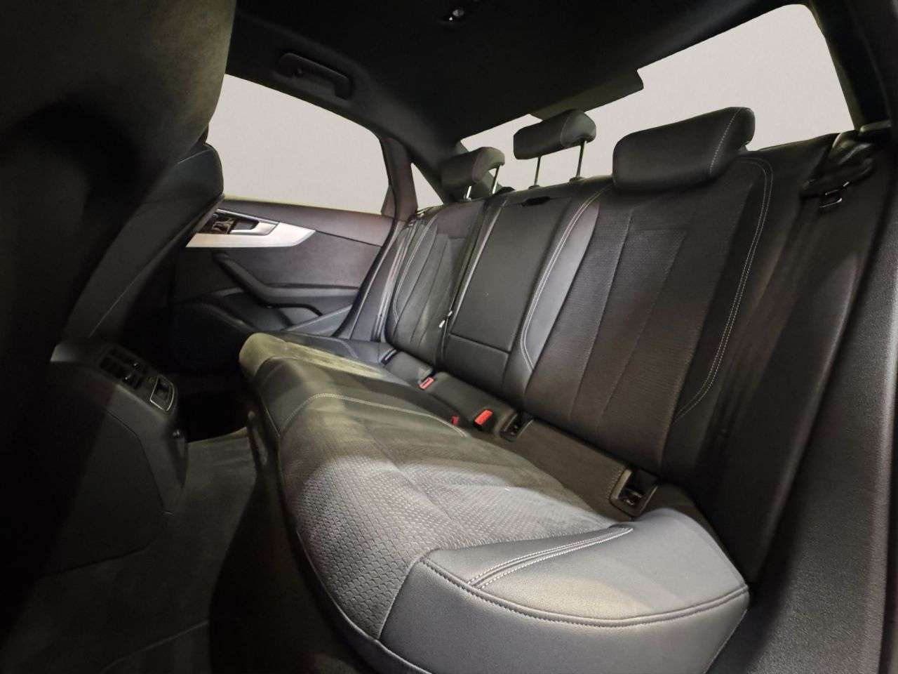 2022 AUDI A4 2022 AUDI A4