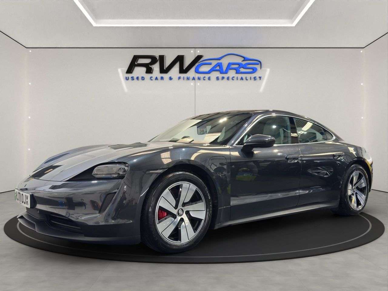 A 2022 PORSCHE TAYCAN Performance 79.2kWh 4S Saloon 4dr Electric Auto 4WD (11kW Charger) (530 ps) A 2022 PORSCHE TAYCAN Performance 79.2kWh 4S Saloon 4dr Electric Auto 4WD (11kW Charger) (530 ps)