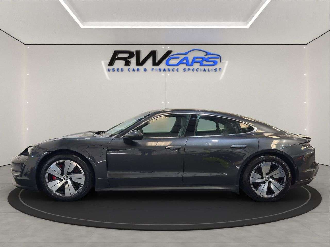 A 2022 PORSCHE TAYCAN Performance 79.2kWh 4S Saloon 4dr Electric Auto 4WD (11kW Charger) (530 ps) A 2022 PORSCHE TAYCAN Performance 79.2kWh 4S Saloon 4dr Electric Auto 4WD (11kW Charger) (530 ps)