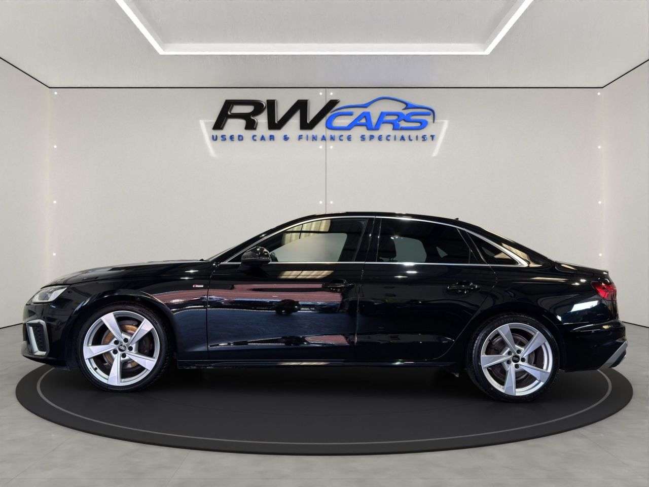A 2023 AUDI A4 2.0 TFSI 35 S line Saloon 4dr Petrol S Tronic Euro 6 (s/s) (150 ps) A 2023 AUDI A4 2.0 TFSI 35 S line Saloon 4dr Petrol S Tronic Euro 6 (s/s) (150 ps)