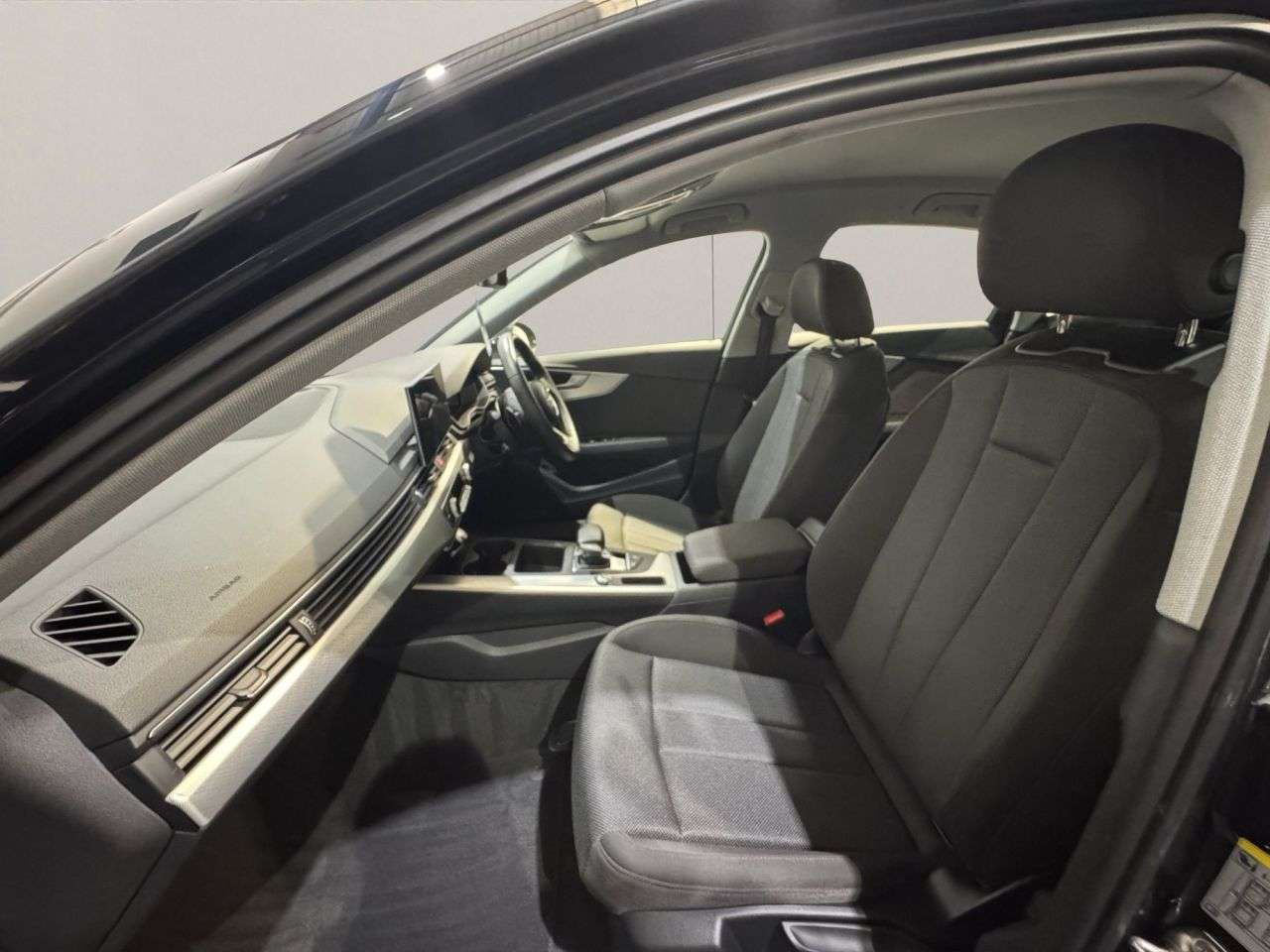 2022 AUDI A4 2022 AUDI A4