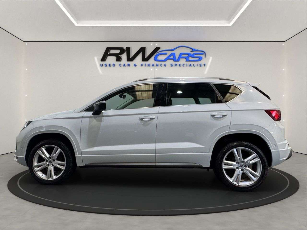 A 2023 SEAT ATECA 1.5 TSI EVO FR SUV 5dr Petrol DSG Euro 6 (s/s) (150 ps) A 2023 SEAT ATECA 1.5 TSI EVO FR SUV 5dr Petrol DSG Euro 6 (s/s) (150 ps)