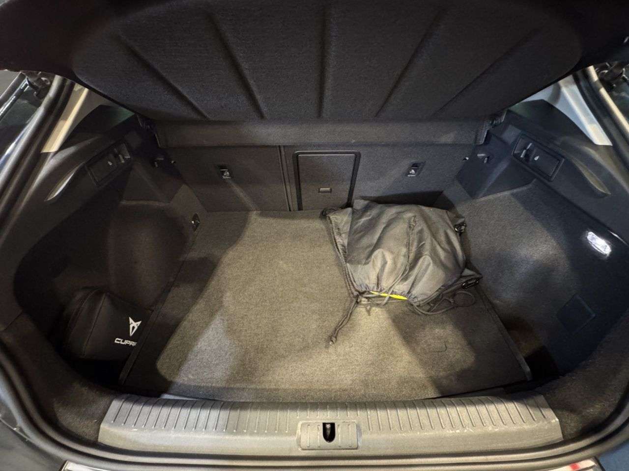 2024 CUPRA FORMENTOR 2024 CUPRA FORMENTOR