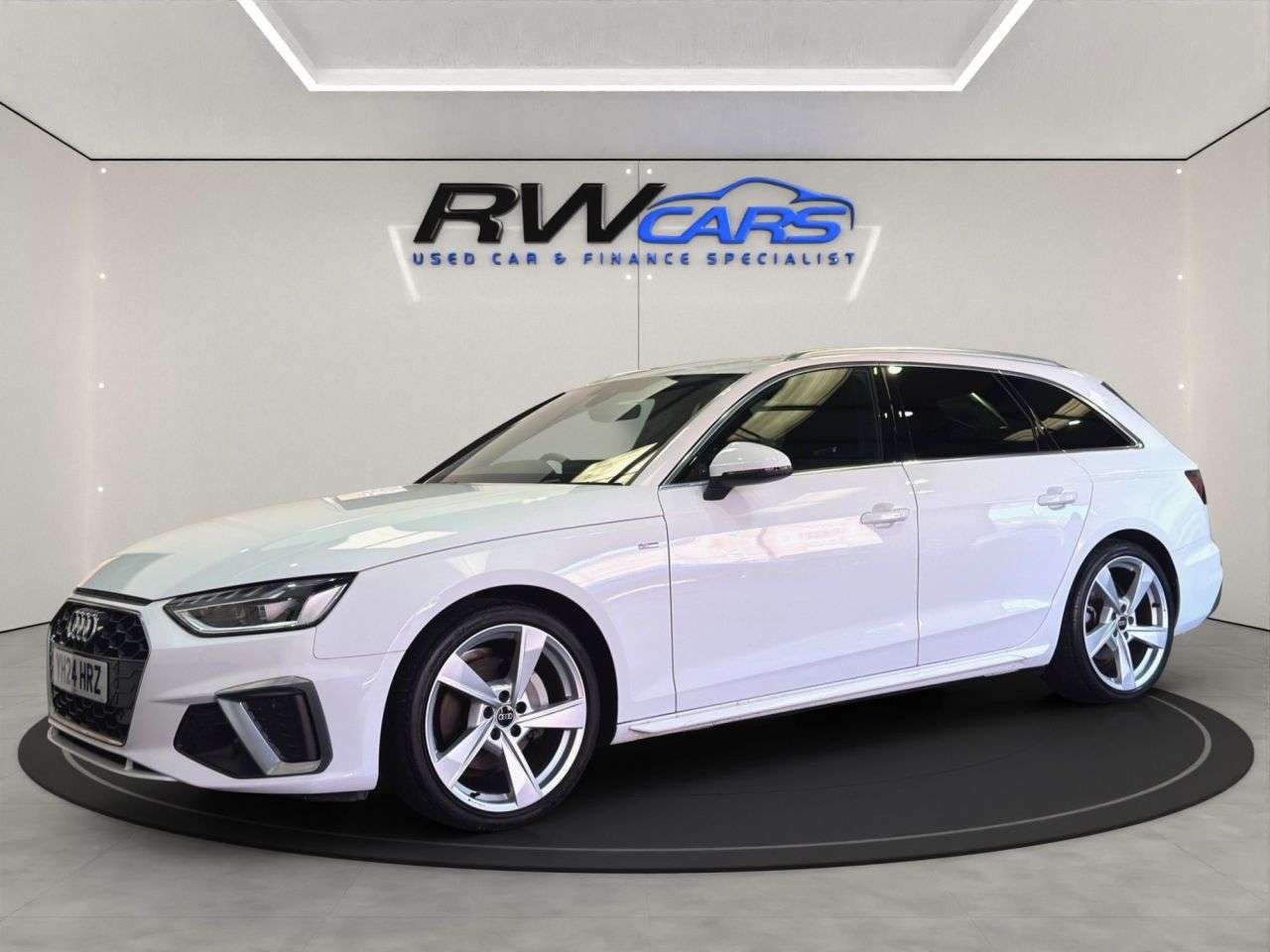 A 2024 AUDI A4 AVANT 2.0 TFSI 40 S line Estate 5dr Petrol S Tronic Euro 6 (s/s) (204 ps) A 2024 AUDI A4 AVANT 2.0 TFSI 40 S line Estate 5dr Petrol S Tronic Euro 6 (s/s) (204 ps)