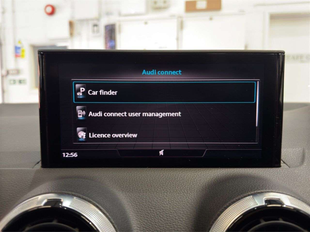 2021 AUDI Q2 2021 AUDI Q2