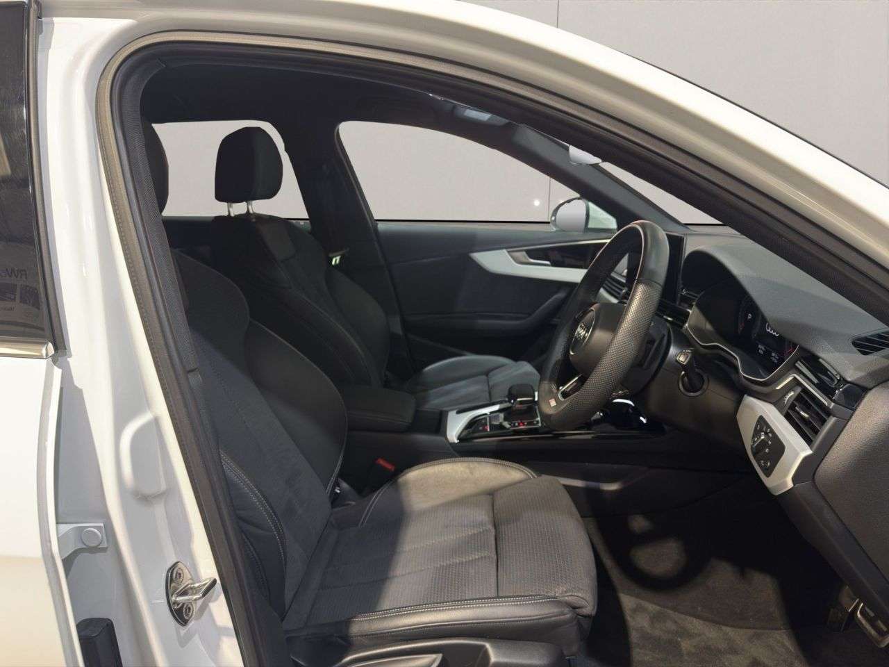 2024 AUDI A4 AVANT 2024 AUDI A4 AVANT