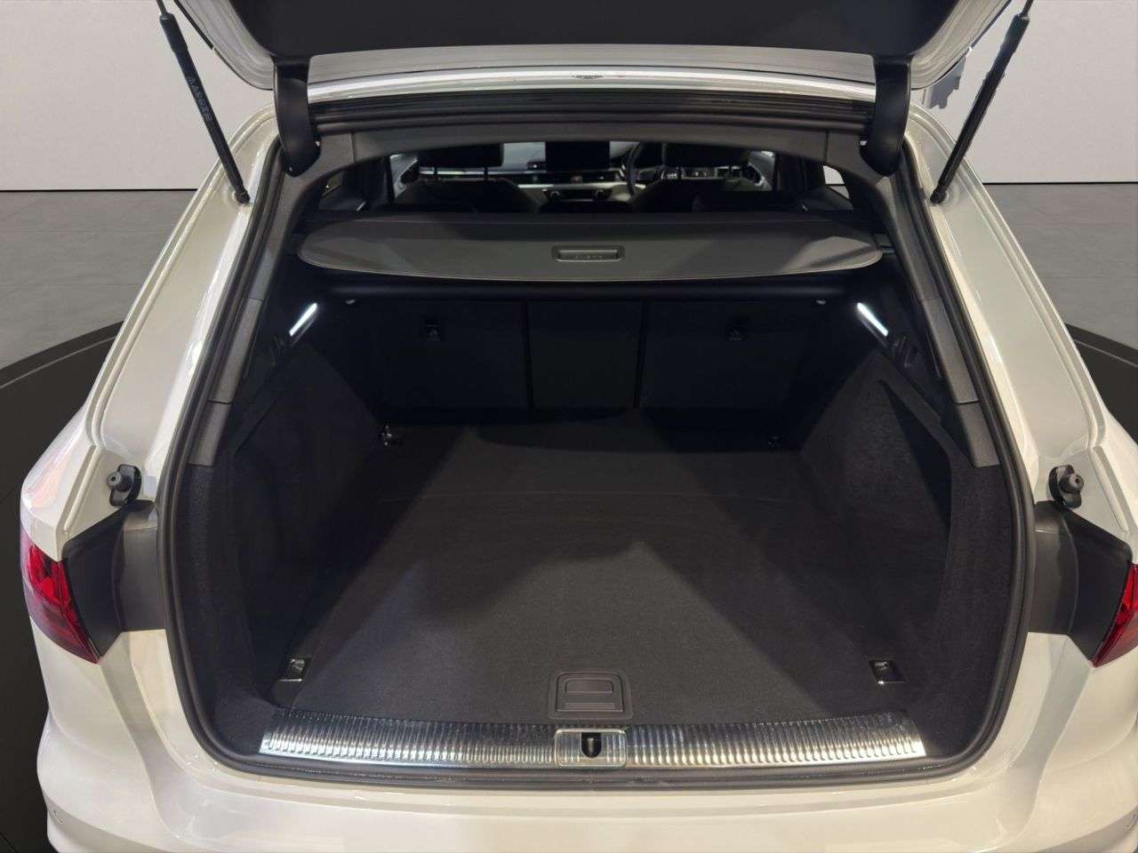 2024 AUDI A4 AVANT 2024 AUDI A4 AVANT