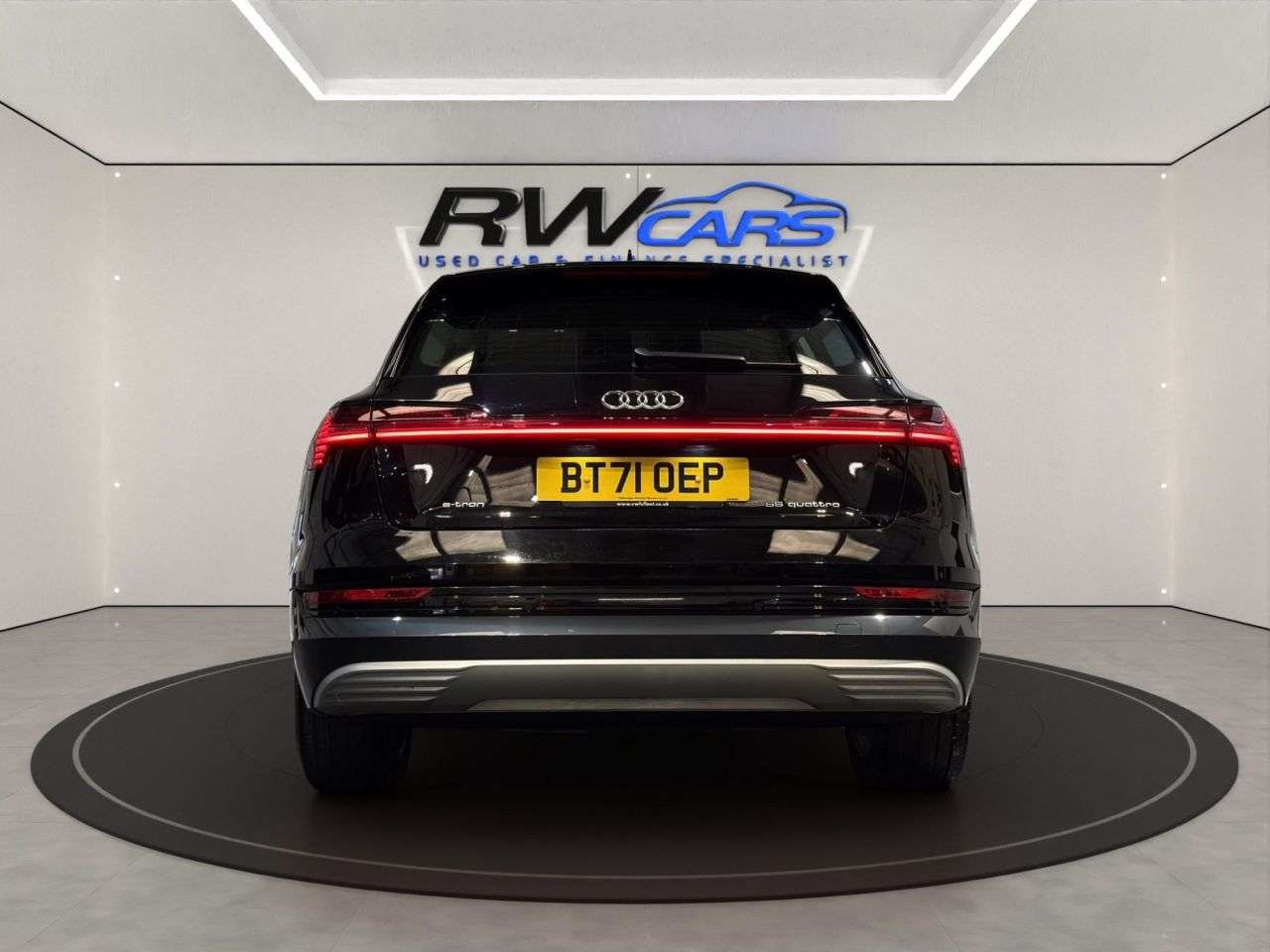 2021 AUDI E-TRON 2021 AUDI E-TRON