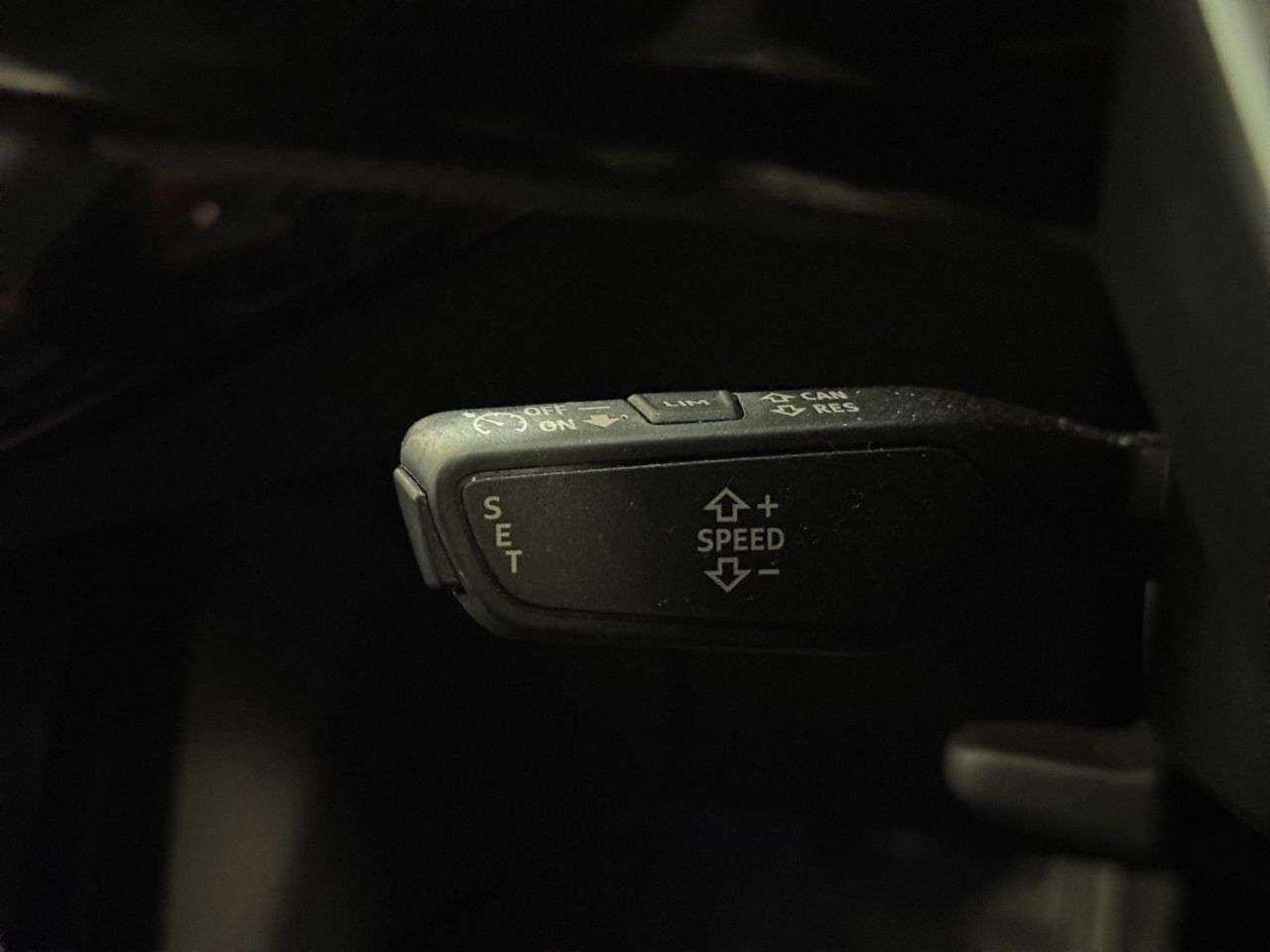 2021 AUDI E-TRON 2021 AUDI E-TRON