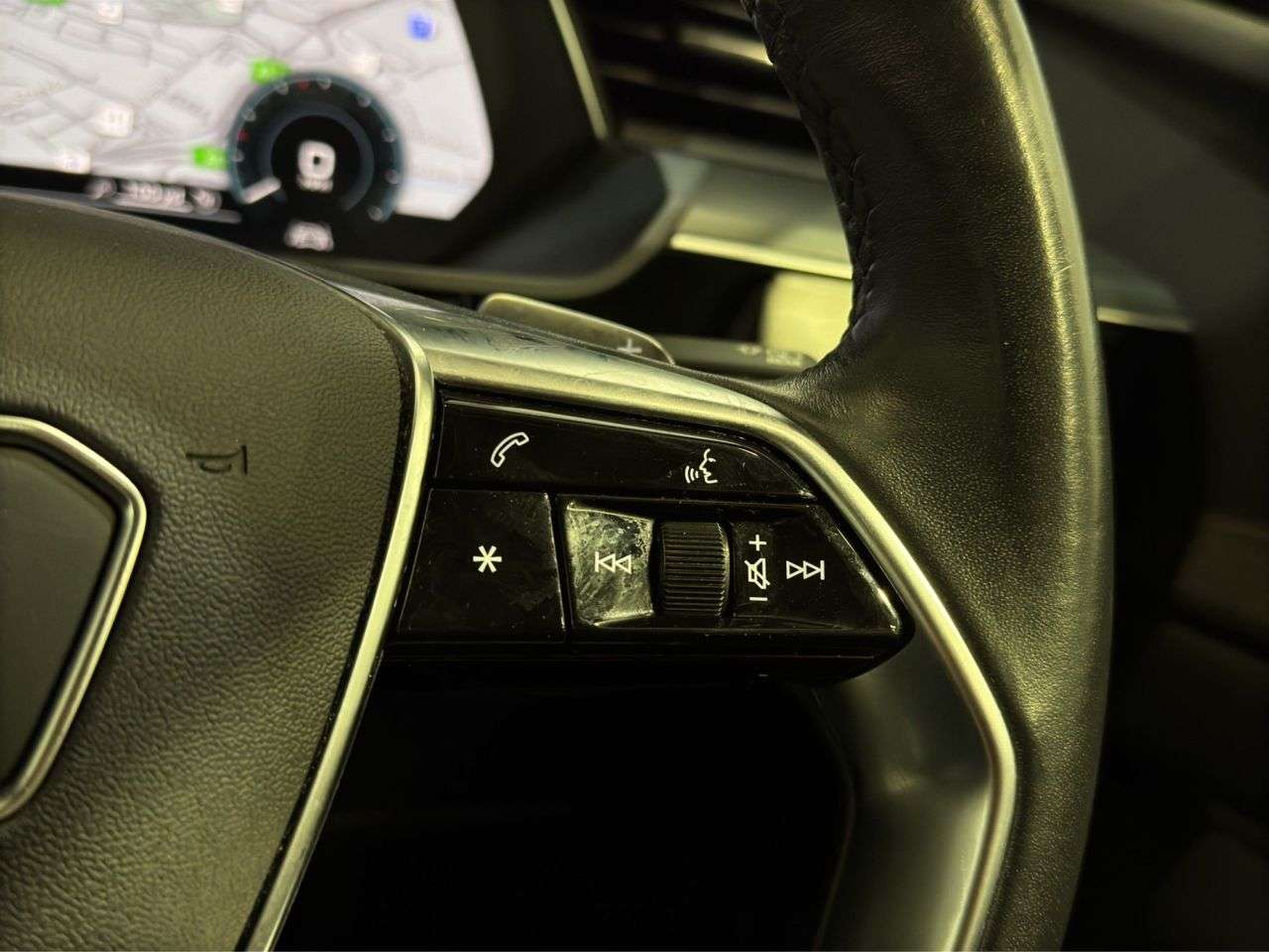2021 AUDI E-TRON 2021 AUDI E-TRON
