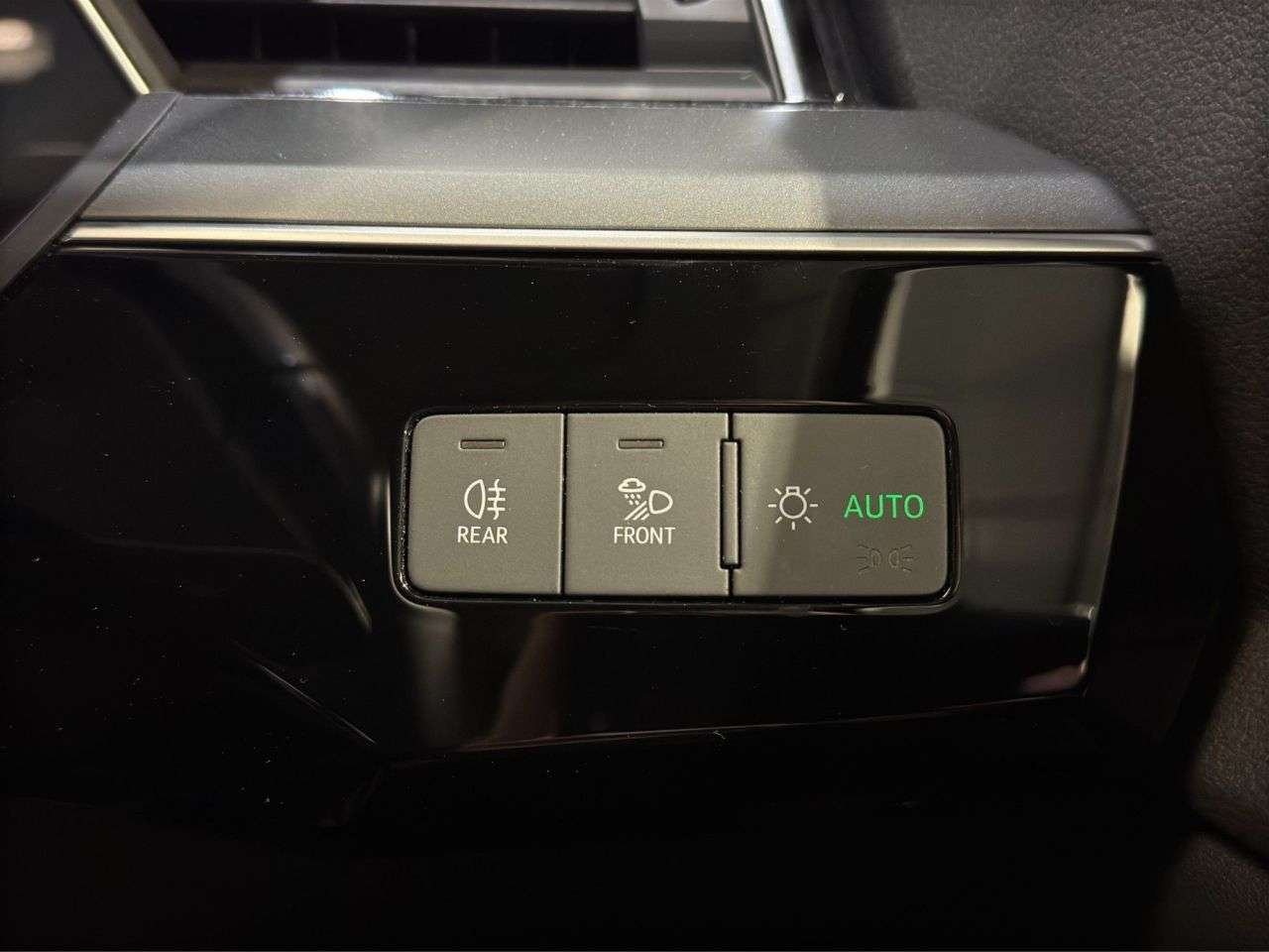 2021 AUDI E-TRON 2021 AUDI E-TRON