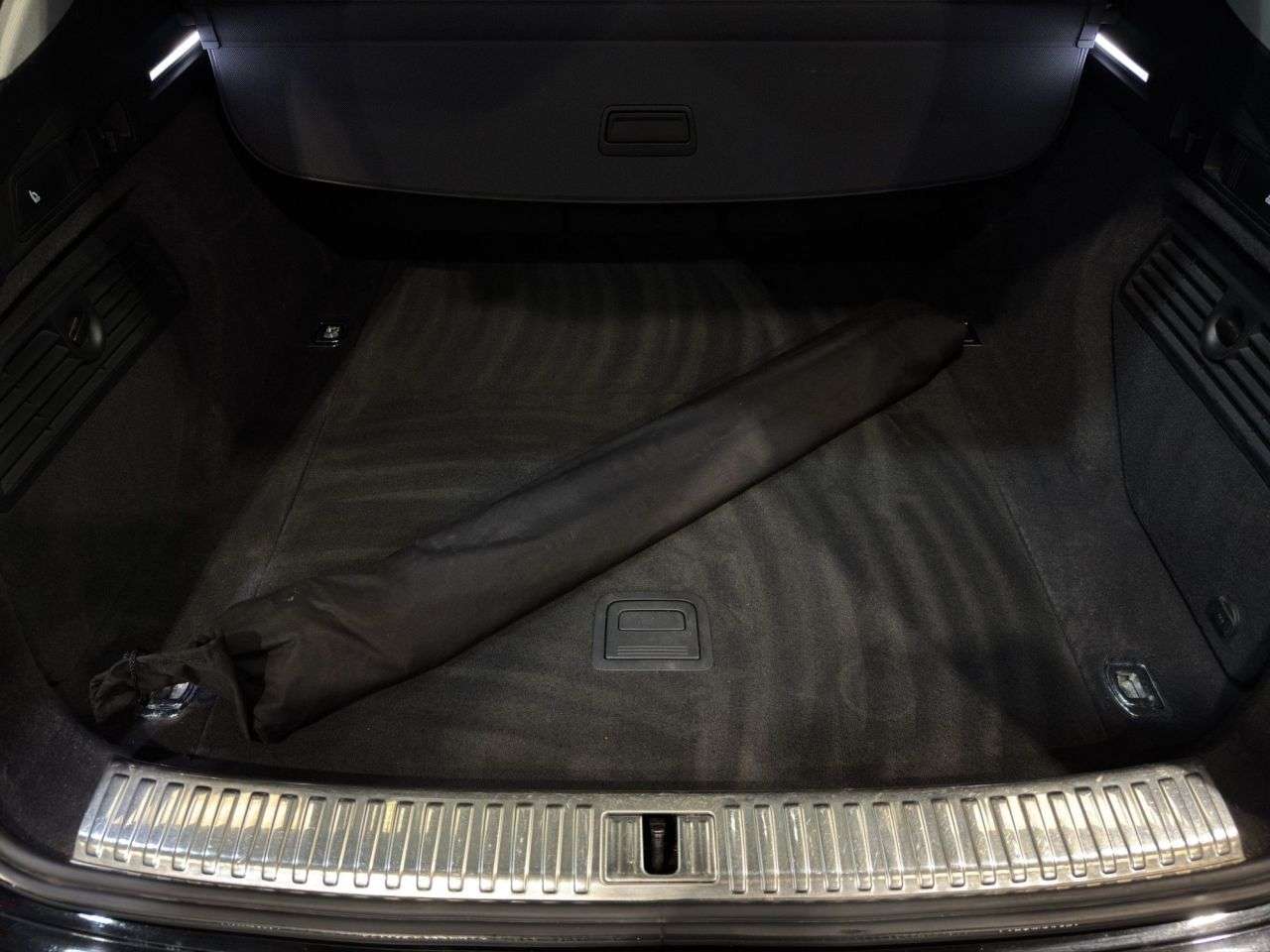 2021 AUDI E-TRON 2021 AUDI E-TRON