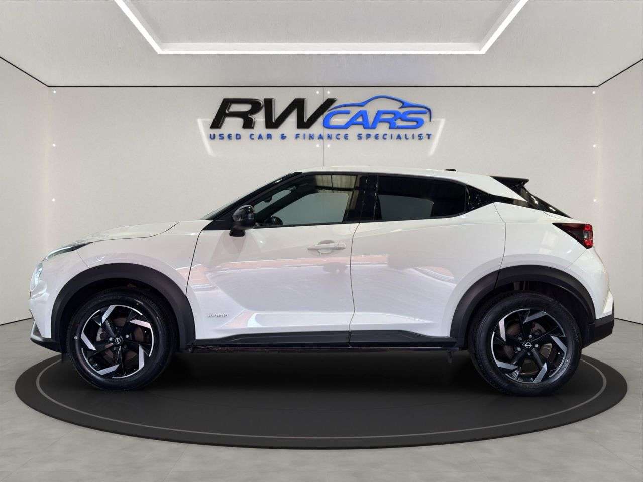 A 2023 NISSAN JUKE 1.6 N-Connecta SUV 5dr Petrol Hybrid Auto Euro 6 (143 ps) A 2023 NISSAN JUKE 1.6 N-Connecta SUV 5dr Petrol Hybrid Auto Euro 6 (143 ps)