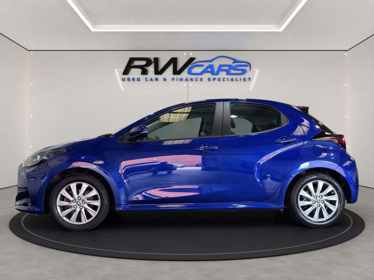 A 2023 TOYOTA YARIS 1.5 VVT-h Icon Hatchback 5dr Petrol Hybrid E-CVT Euro 6 (s/s) (116 ps) A 2023 TOYOTA YARIS 1.5 VVT-h Icon Hatchback 5dr Petrol Hybrid E-CVT Euro 6 (s/s) (116 ps)