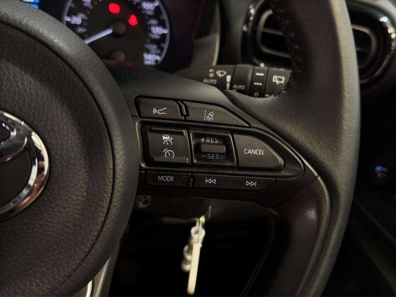 2023 TOYOTA YARIS 2023 TOYOTA YARIS