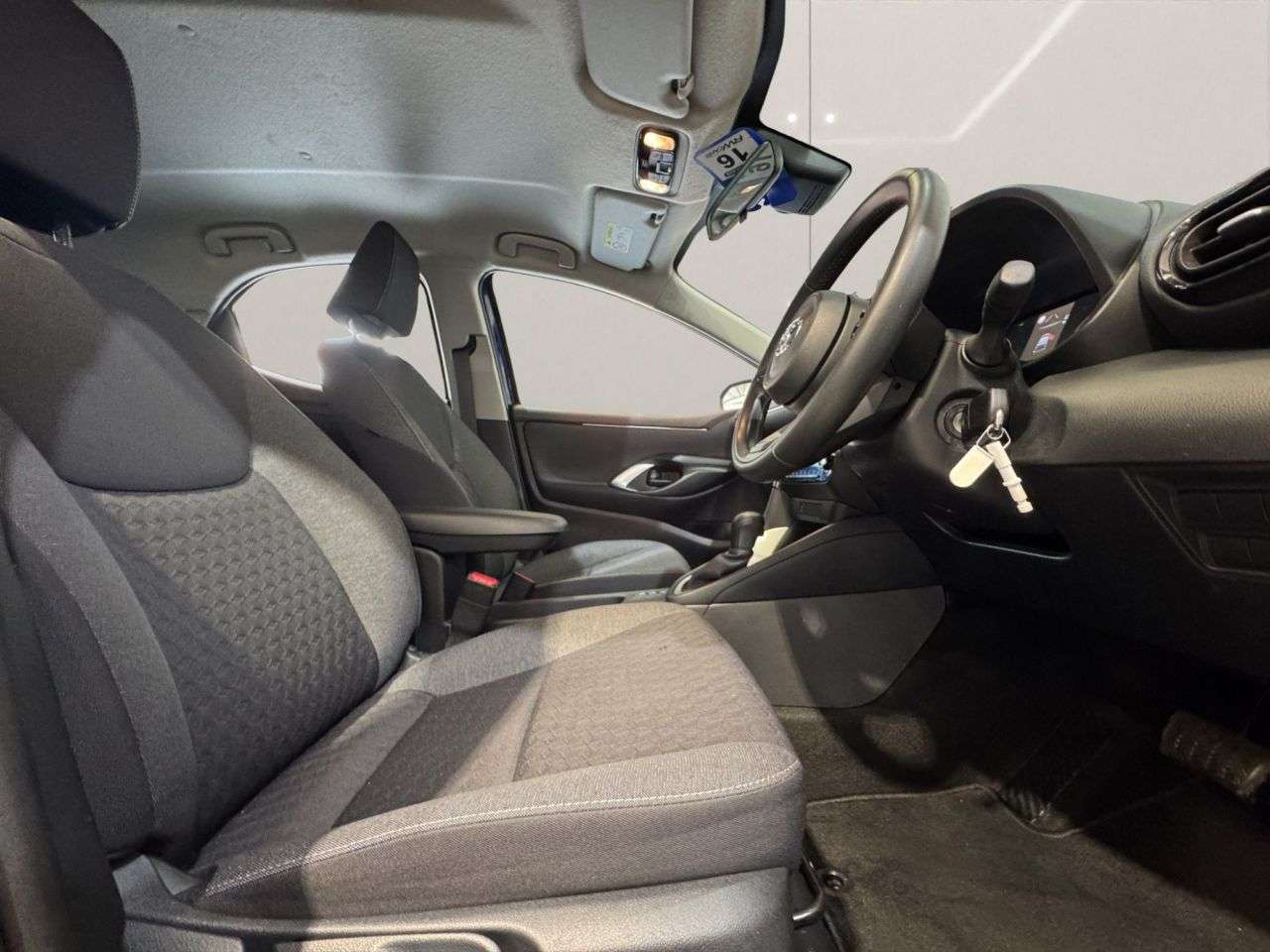 2023 TOYOTA YARIS 2023 TOYOTA YARIS