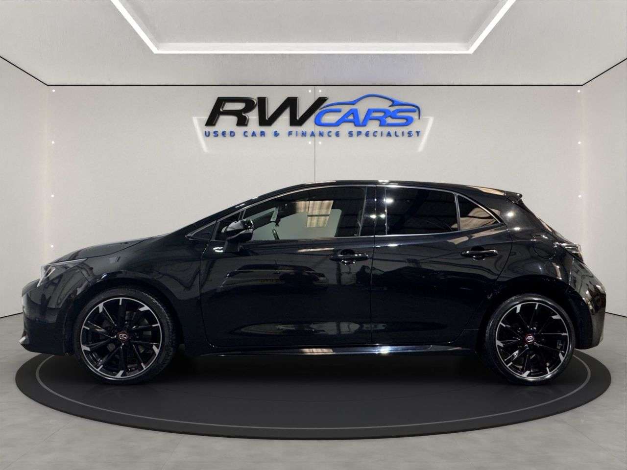 A 2021 TOYOTA COROLLA 2.0 VVT-h GPF GR SPORT Hatchback 5dr Petrol Hybrid CVT Euro 6 (s/s) (184 ps A 2021 TOYOTA COROLLA 2.0 VVT-h GPF GR SPORT Hatchback 5dr Petrol Hybrid CVT Euro 6 (s/s) (184 ps