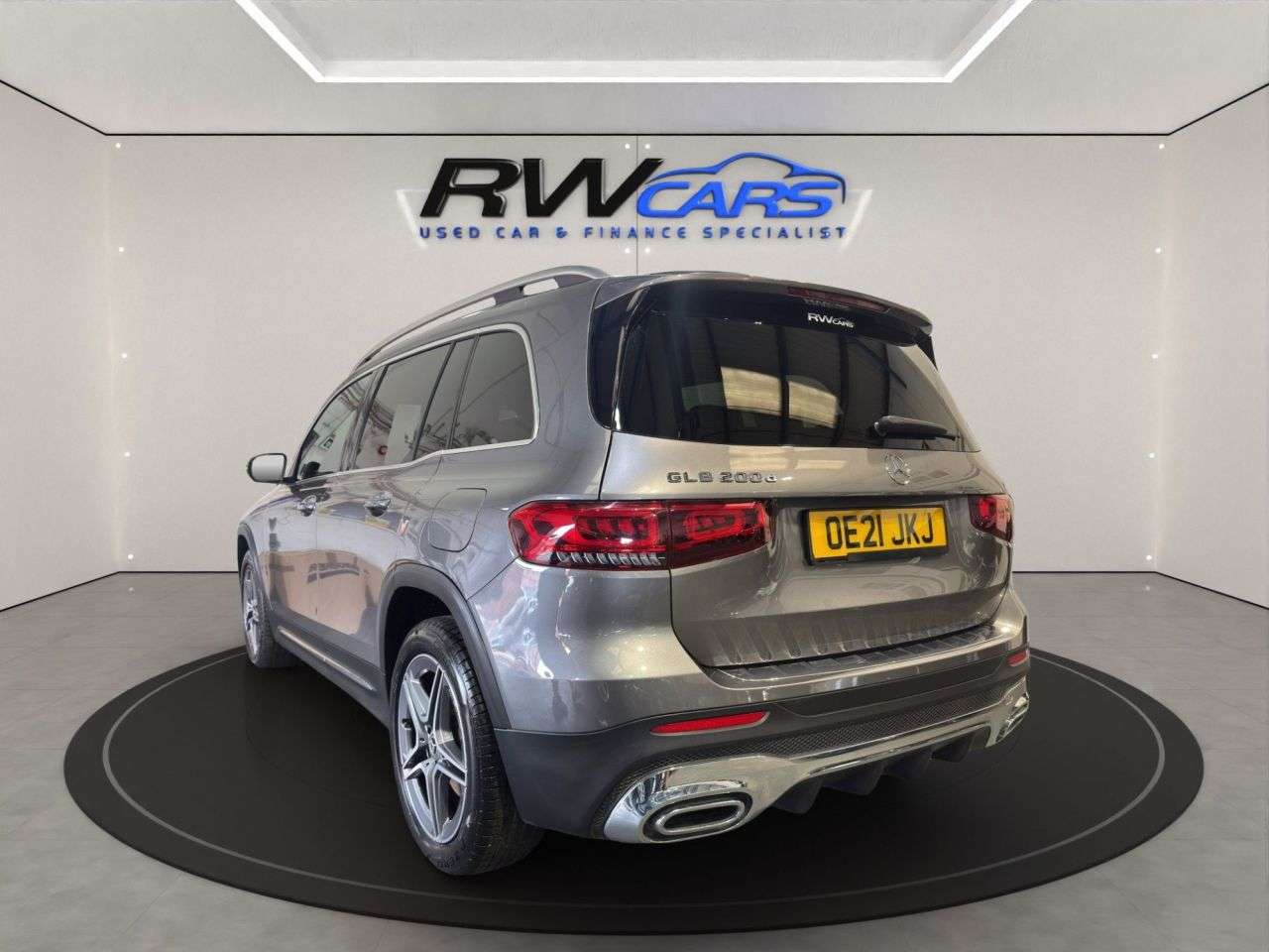A 2021 MERCEDES-BENZ GLB 2.0 GLB200d AMG Line SUV 5dr Diesel 8G-DCT Euro 6 (s/s) (150 ps) A 2021 MERCEDES-BENZ GLB 2.0 GLB200d AMG Line SUV 5dr Diesel 8G-DCT Euro 6 (s/s) (150 ps)