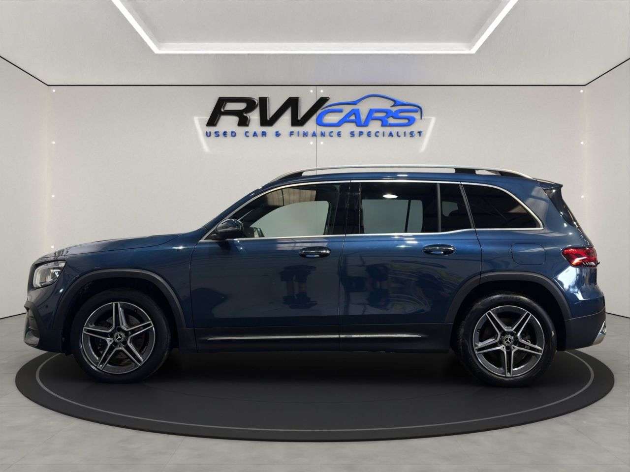 A 2022 MERCEDES-BENZ GLB 1.3 GLB200 AMG Line (Premium) SUV 5dr Petrol 7G-DCT Euro 6 (s/s) (163 ps) A 2022 MERCEDES-BENZ GLB 1.3 GLB200 AMG Line (Premium) SUV 5dr Petrol 7G-DCT Euro 6 (s/s) (163 ps)