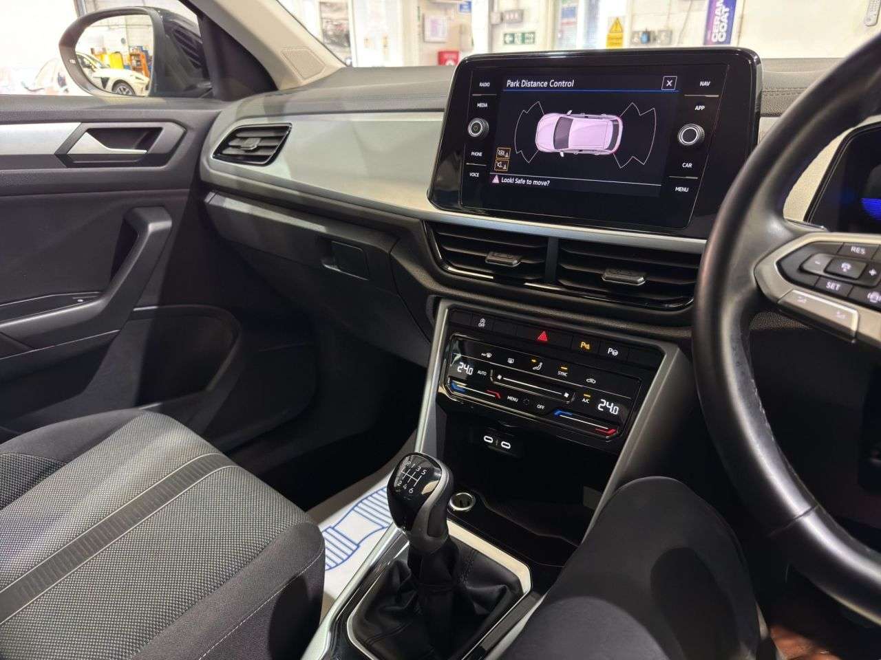 2023 VOLKSWAGEN T-ROC 2023 VOLKSWAGEN T-ROC