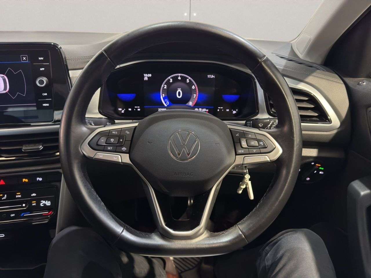 2023 VOLKSWAGEN T-ROC 2023 VOLKSWAGEN T-ROC