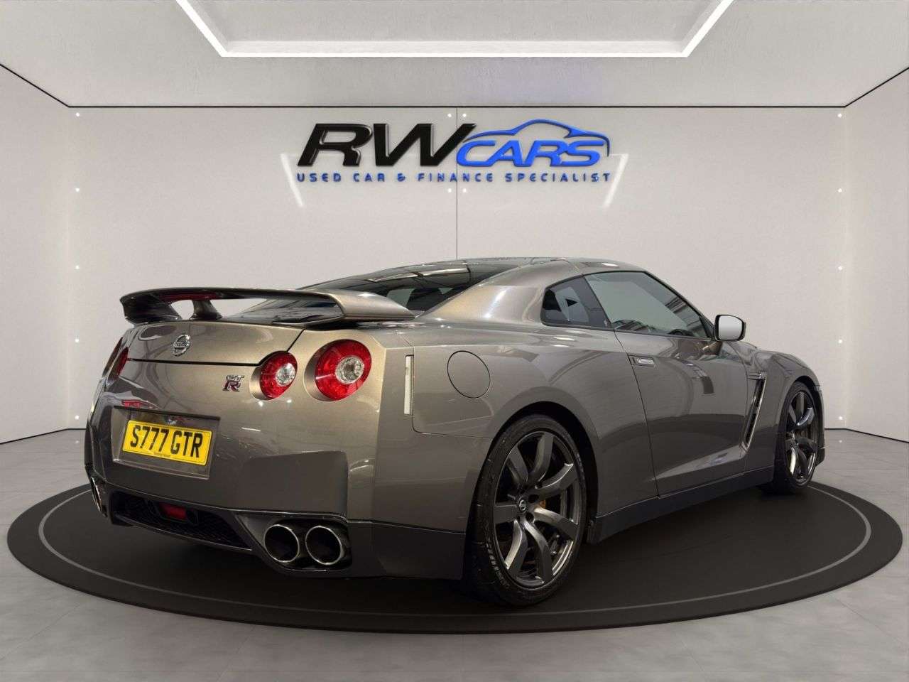 2009 NISSAN GT-R 2009 NISSAN GT-R