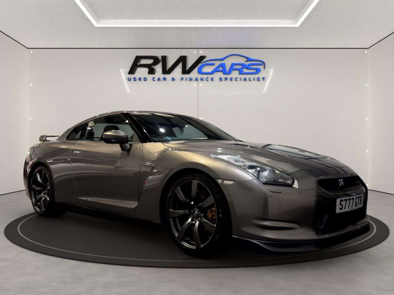 2009 NISSAN GT-R 2009 NISSAN GT-R