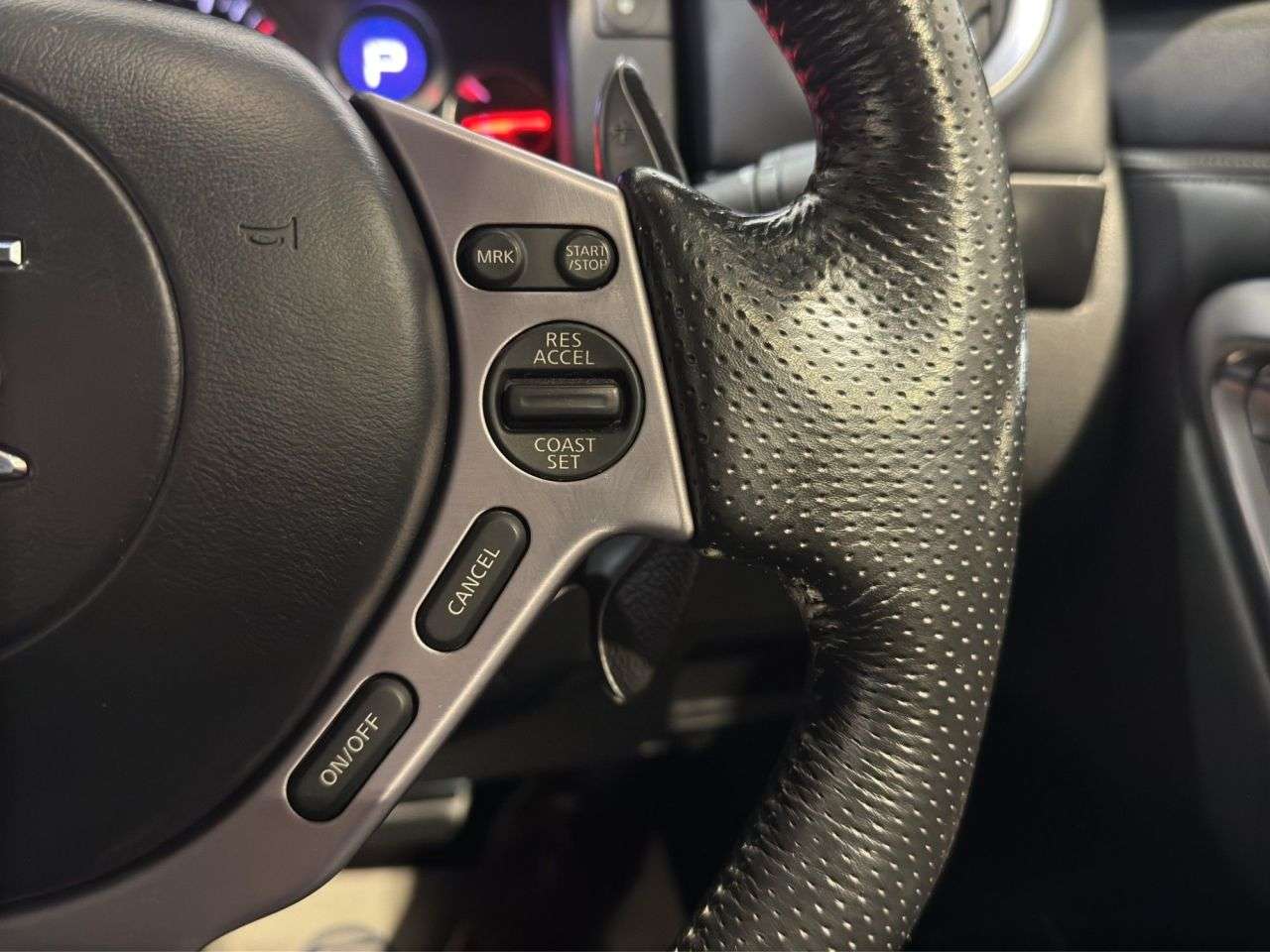2009 NISSAN GT-R 2009 NISSAN GT-R