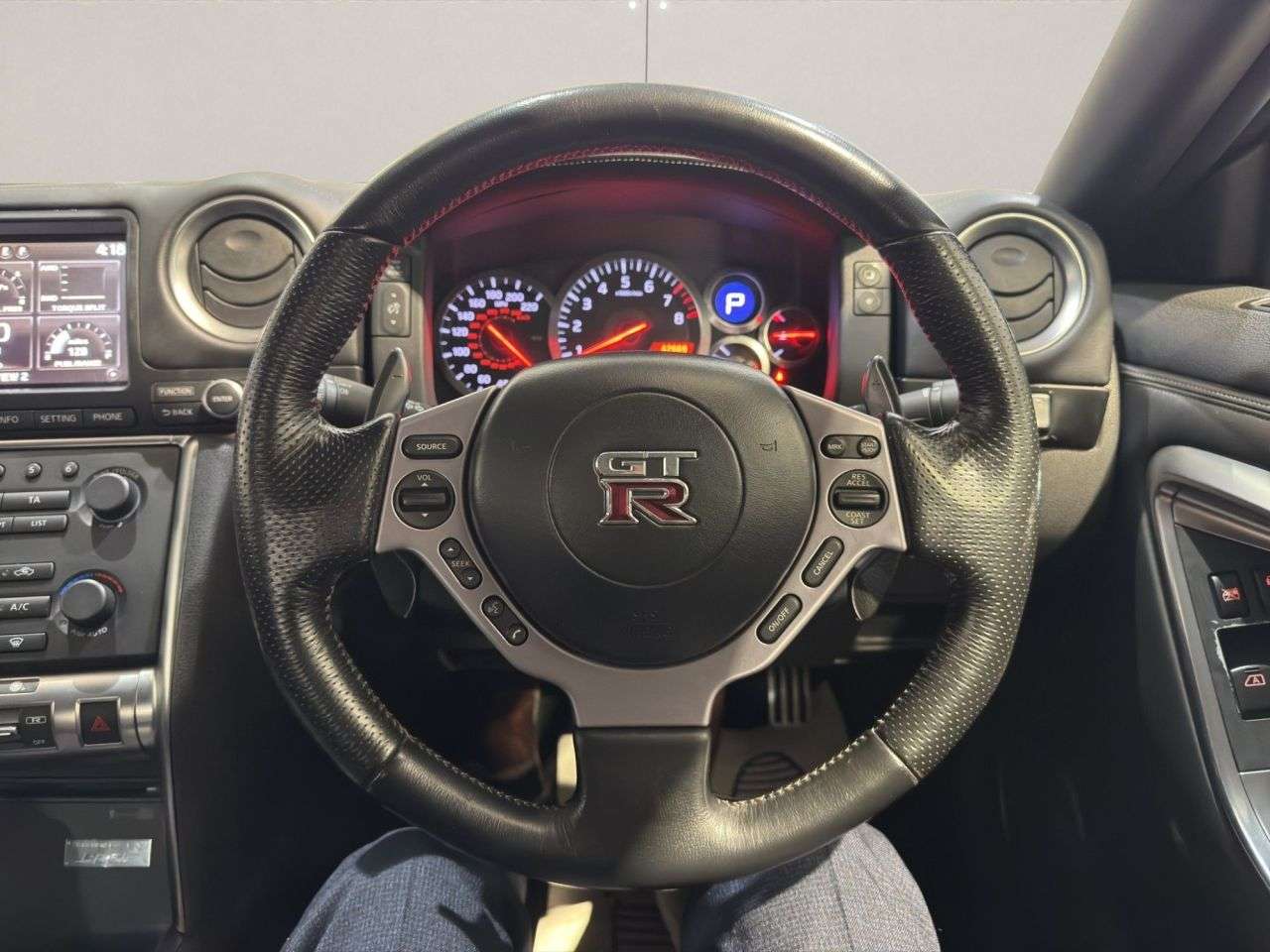 2009 NISSAN GT-R 2009 NISSAN GT-R