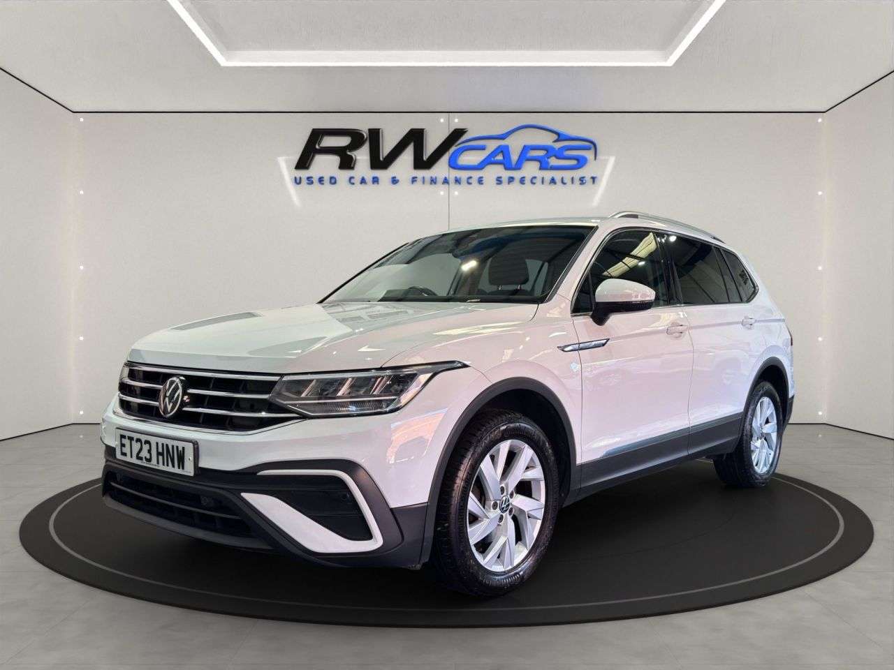 A 2023 VOLKSWAGEN TIGUAN ALLSPACE 1.5 TSI Life SUV 5dr Petrol DSG Euro 6 (s/s) (150 ps) A 2023 VOLKSWAGEN TIGUAN ALLSPACE 1.5 TSI Life SUV 5dr Petrol DSG Euro 6 (s/s) (150 ps)