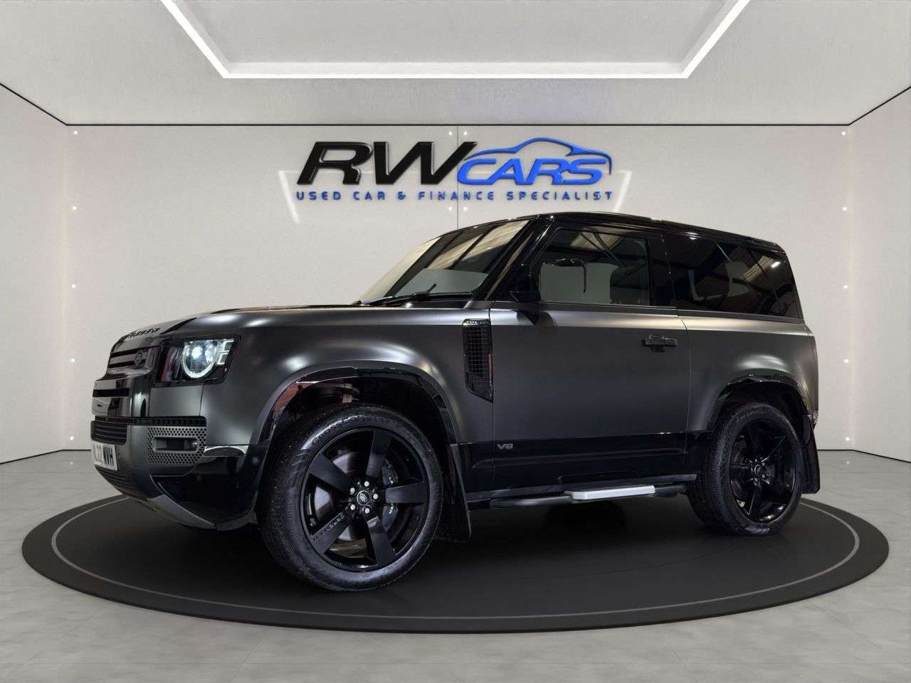 A 2022 LAND ROVER DEFENDER V8 CARPATHIAN EDITION A 2022 LAND ROVER DEFENDER V8 CARPATHIAN EDITION