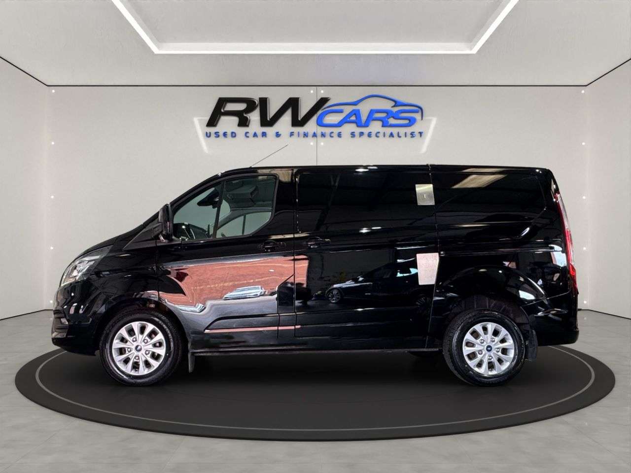 A 2022 FORD TRANSIT CUSTOM 2.0 300 EcoBlue Limited Panel Van 5dr Diesel Auto L1 H1 Euro 6 (130 ps) A 2022 FORD TRANSIT CUSTOM 2.0 300 EcoBlue Limited Panel Van 5dr Diesel Auto L1 H1 Euro 6 (130 ps)