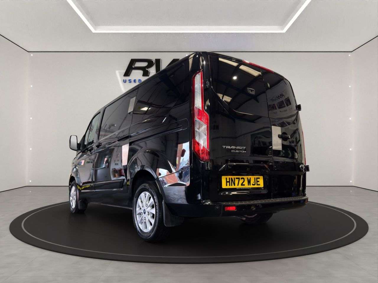 A 2022 FORD TRANSIT CUSTOM 2.0 300 EcoBlue Limited Panel Van 5dr Diesel Auto L1 H1 Euro 6 (130 ps) A 2022 FORD TRANSIT CUSTOM 2.0 300 EcoBlue Limited Panel Van 5dr Diesel Auto L1 H1 Euro 6 (130 ps)