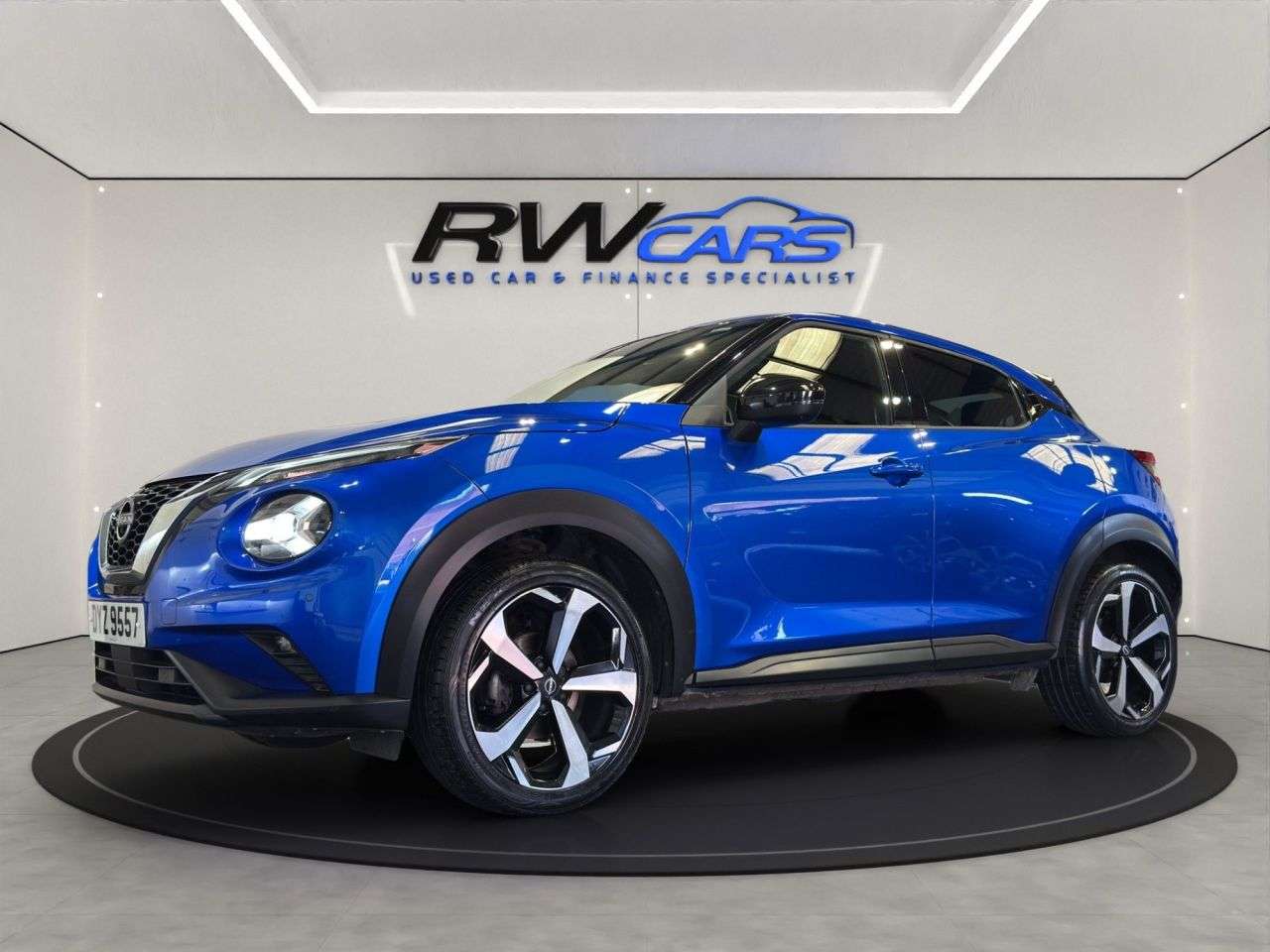 A 2023 NISSAN JUKE 1.0 DIG-T Tekna SUV 5dr Petrol Manual Euro 6 (s/s) (114 ps) A 2023 NISSAN JUKE 1.0 DIG-T Tekna SUV 5dr Petrol Manual Euro 6 (s/s) (114 ps)