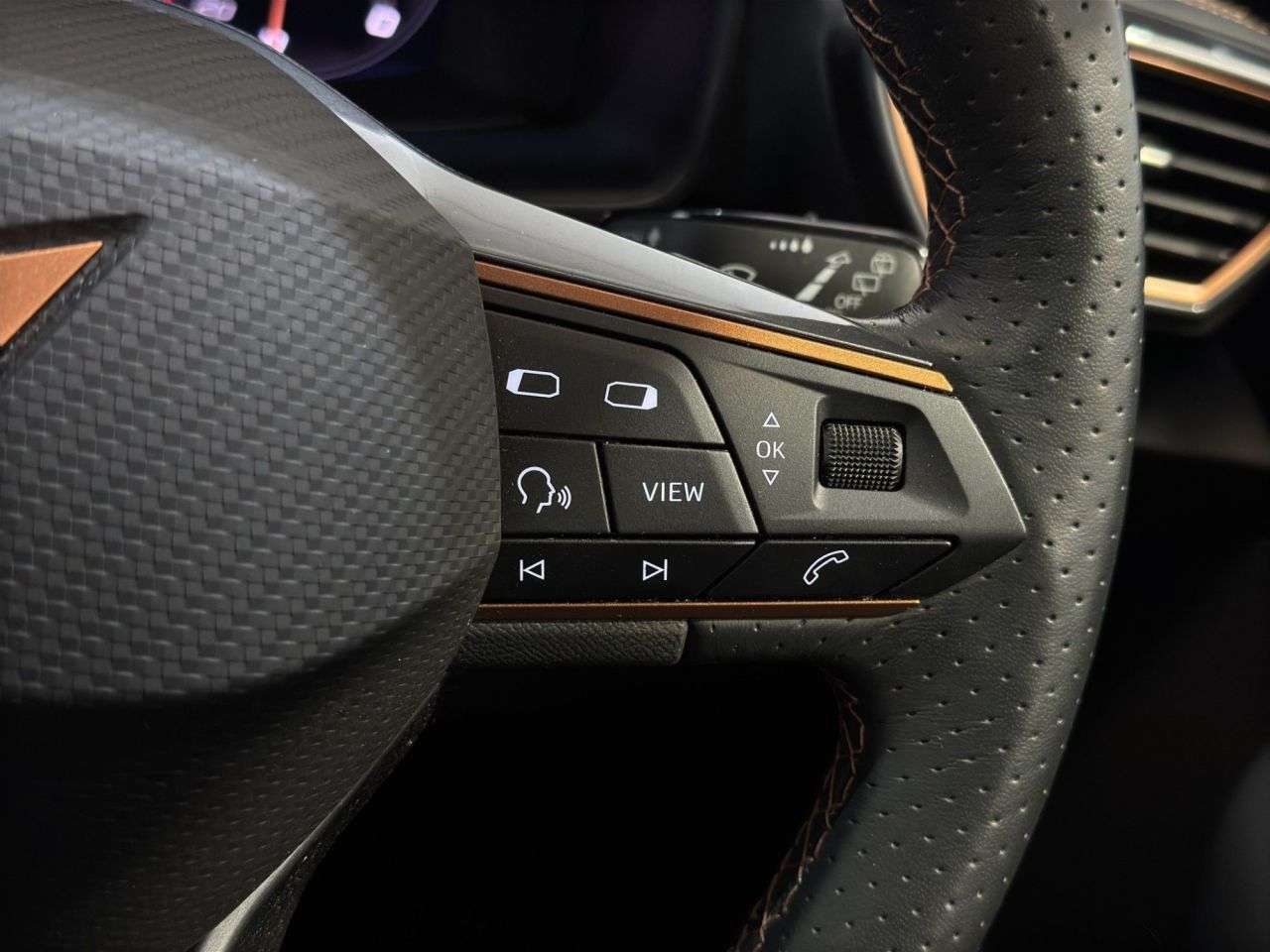 2022 CUPRA FORMENTOR 2022 CUPRA FORMENTOR