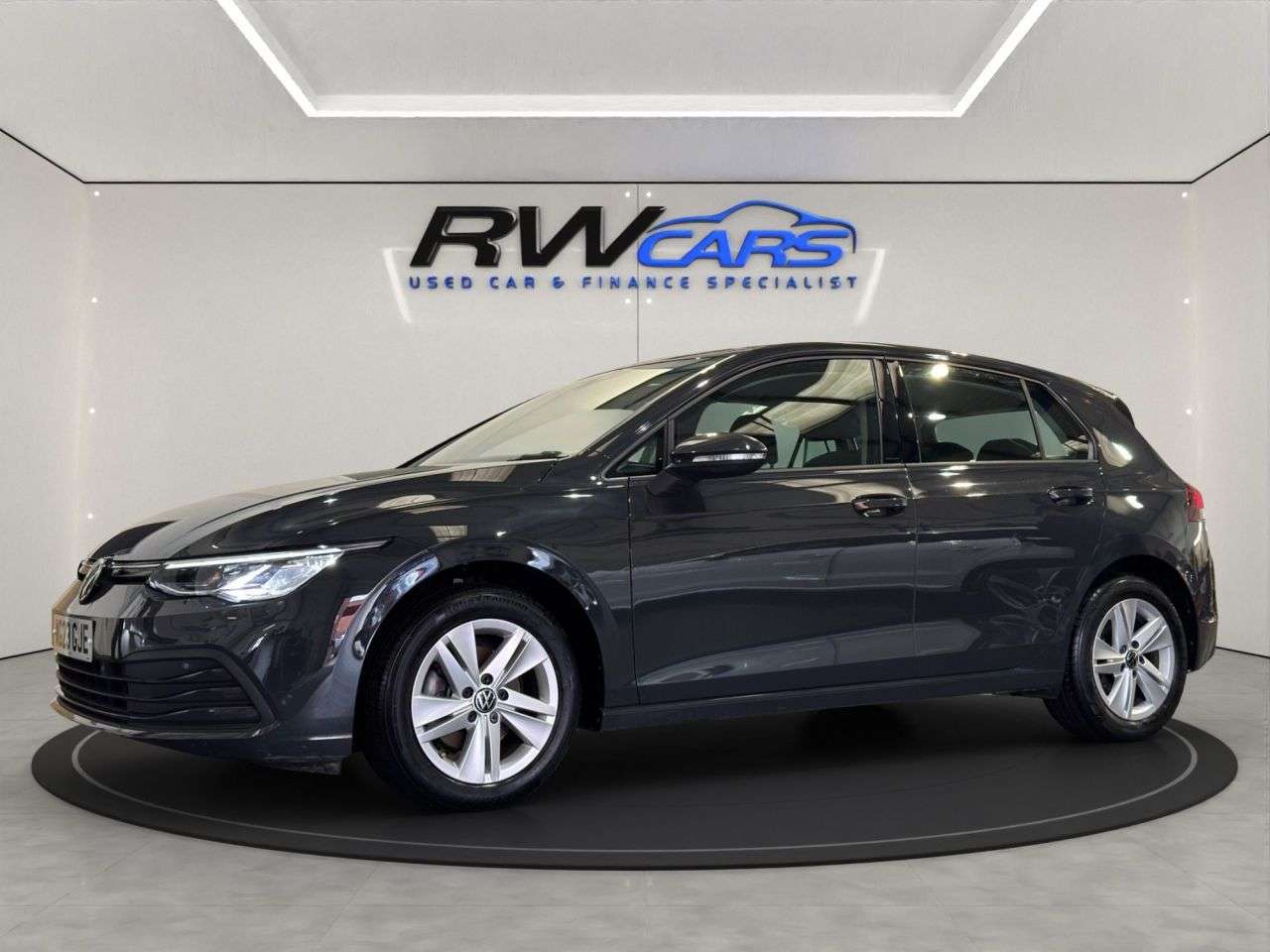 A 2023 VOLKSWAGEN GOLF 1.5 eTSI MHEV Life Hatchback 5dr Petrol Hybrid DSG Euro 6 (s/s) (150 ps) A 2023 VOLKSWAGEN GOLF 1.5 eTSI MHEV Life Hatchback 5dr Petrol Hybrid DSG Euro 6 (s/s) (150 ps)