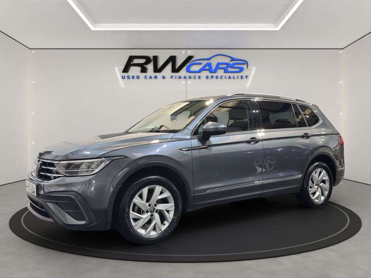 A 2023 VOLKSWAGEN TIGUAN ALLSPACE 1.5 TSI Life SUV 5dr Petrol DSG Euro 6 (s/s) (150 ps) A 2023 VOLKSWAGEN TIGUAN ALLSPACE 1.5 TSI Life SUV 5dr Petrol DSG Euro 6 (s/s) (150 ps)