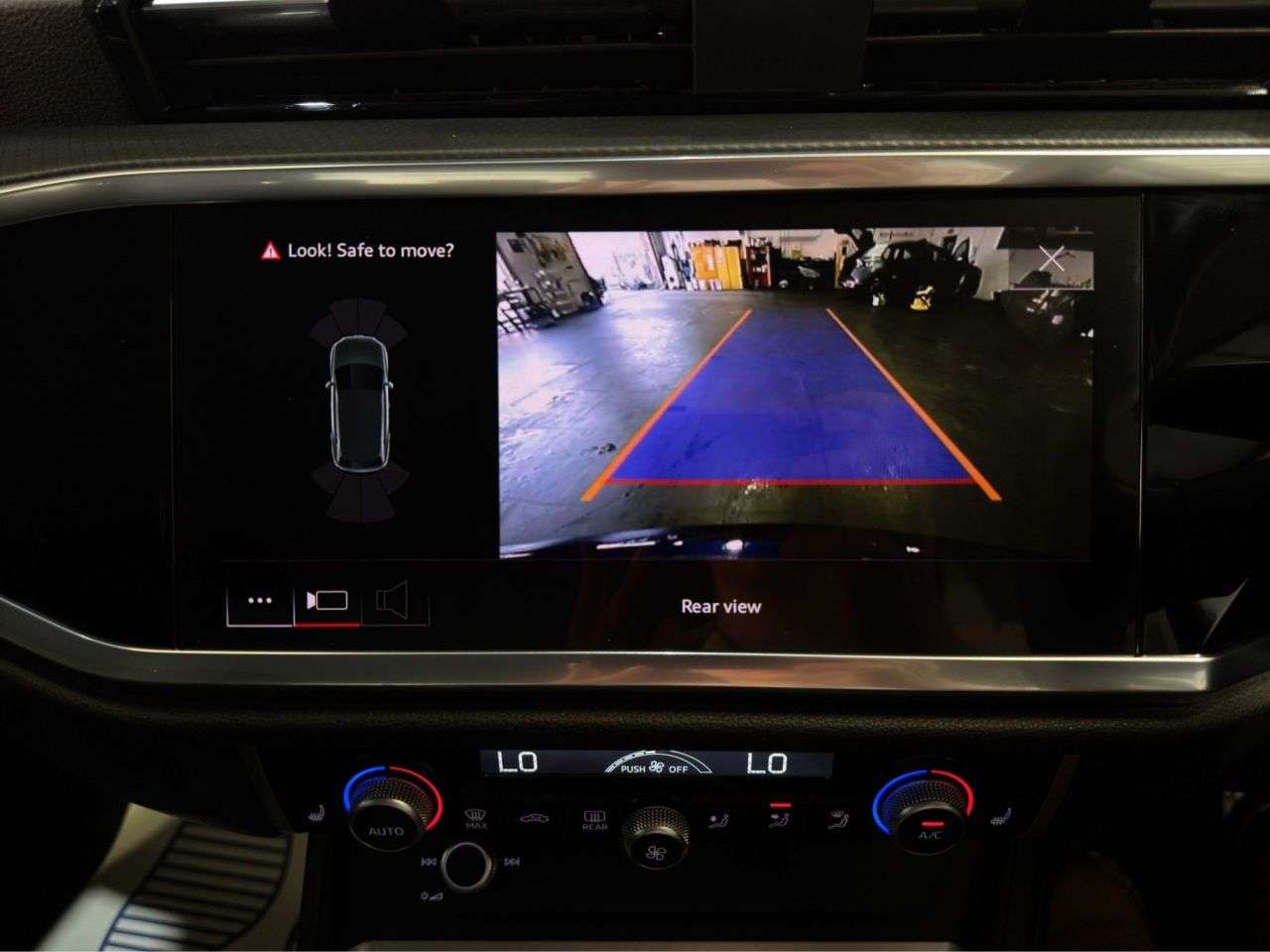 2023 AUDI Q3 2023 AUDI Q3