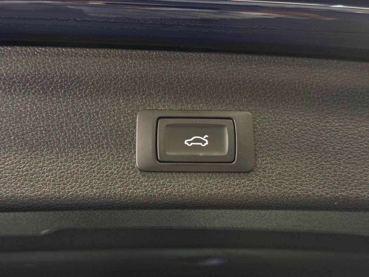 2023 AUDI Q3 2023 AUDI Q3