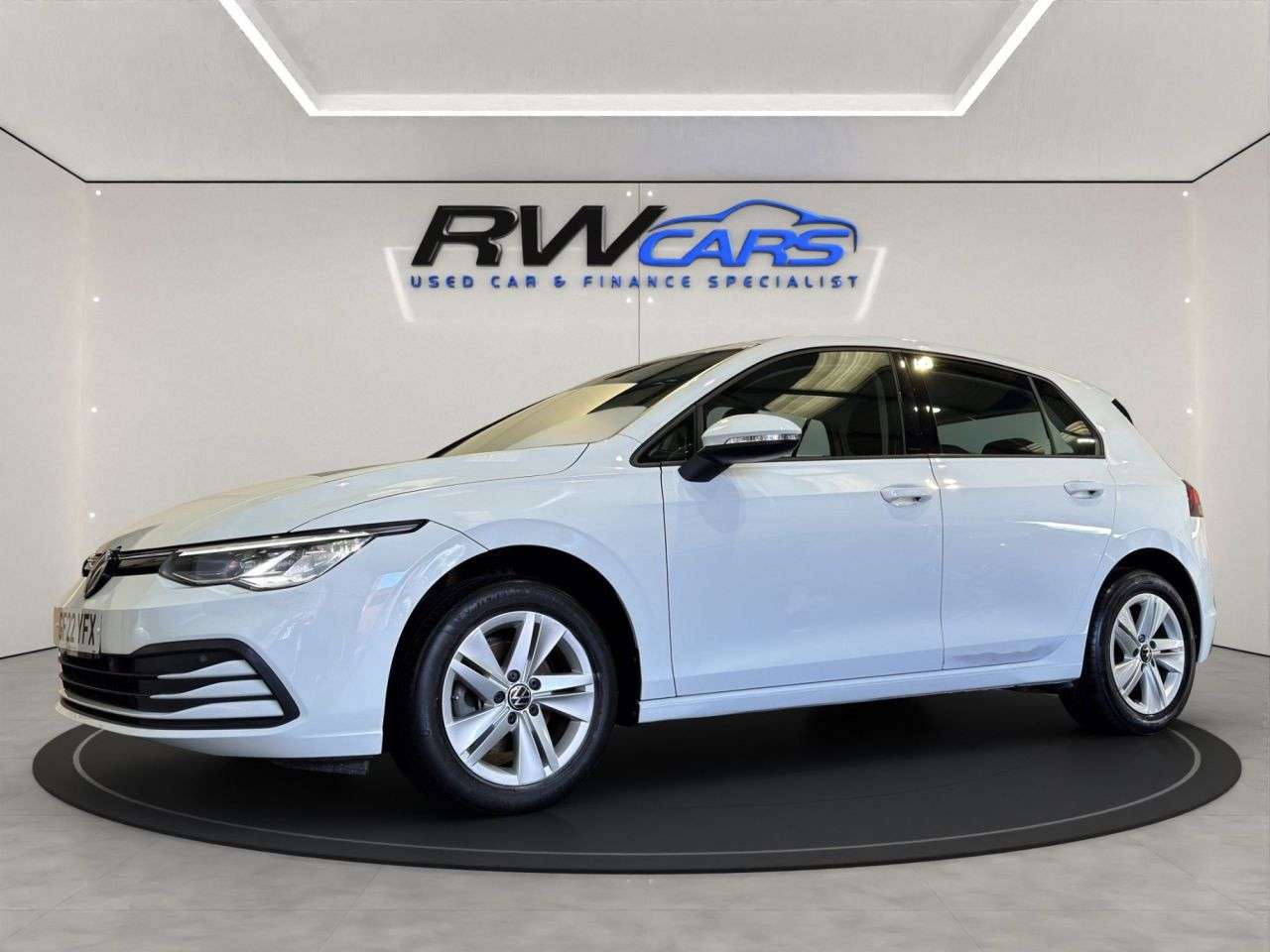 A 2022 VOLKSWAGEN GOLF 1.0 TSI Life Hatchback 5dr Petrol Manual Euro 6 (s/s) (110 ps) A 2022 VOLKSWAGEN GOLF 1.0 TSI Life Hatchback 5dr Petrol Manual Euro 6 (s/s) (110 ps)