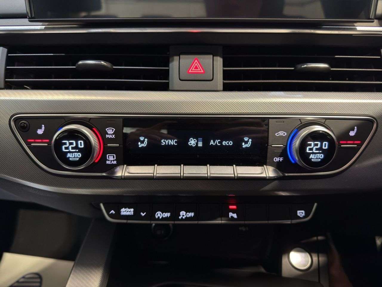 2022 AUDI A4 2022 AUDI A4
