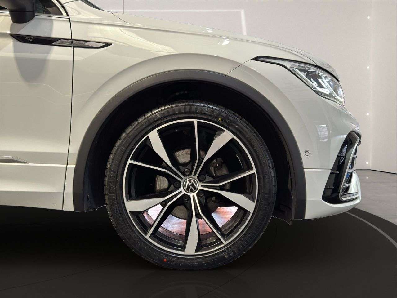 2023 VOLKSWAGEN TIGUAN 2023 VOLKSWAGEN TIGUAN